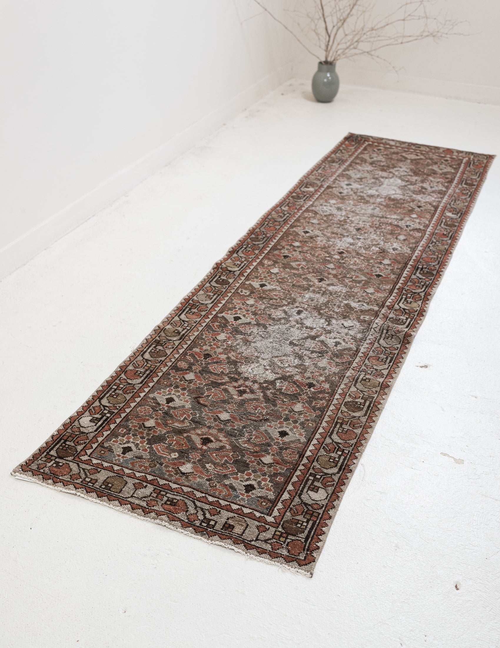 Reserved | OHMH | 2'6 x 9'0 | R-4122