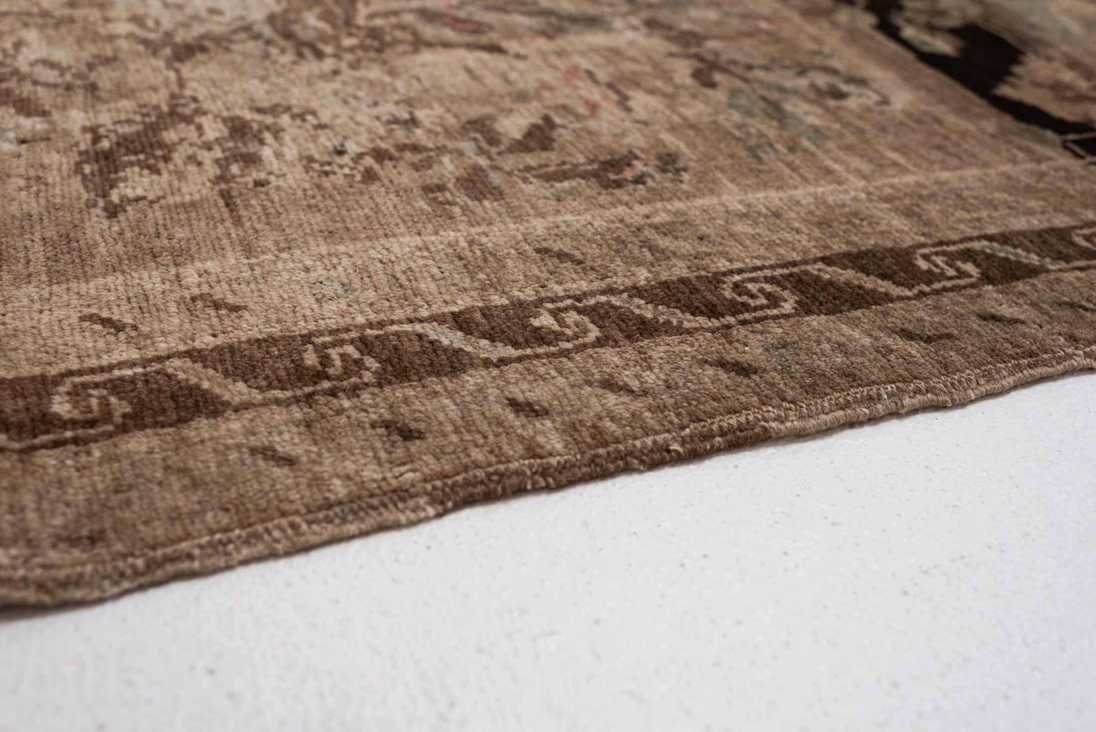 4&#39;3 x 10&#39;4 | Wide Floral Runner | CE-R-3244