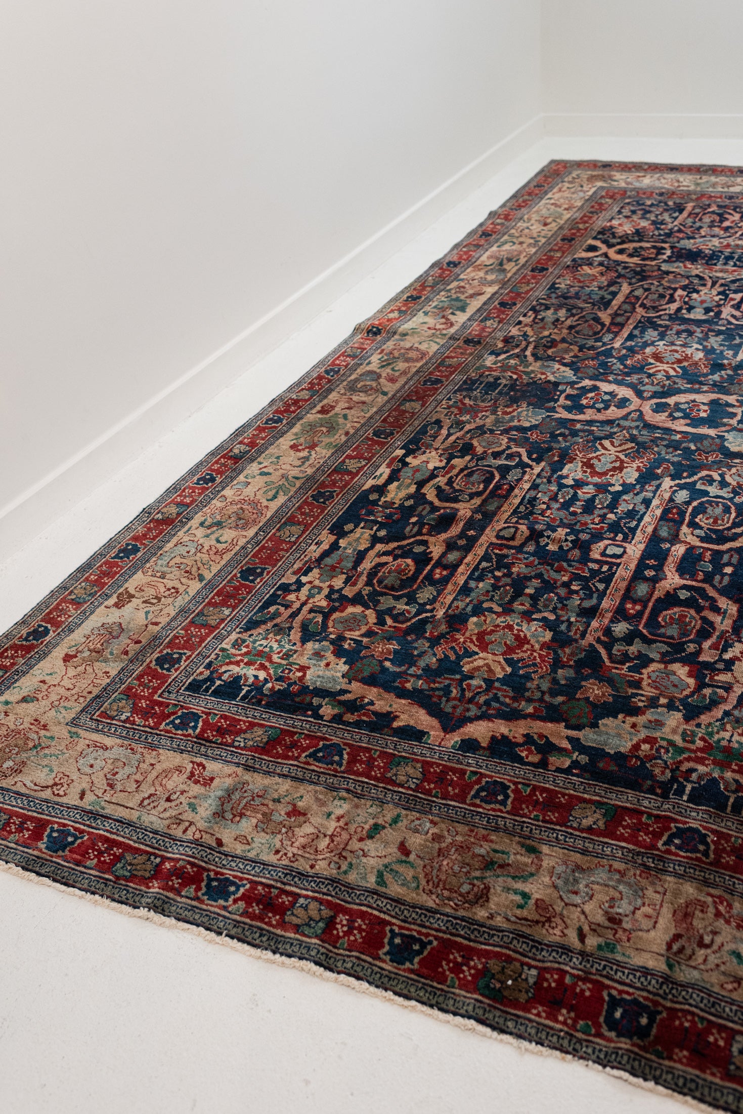 8&#39;5 x 12&#39;1 | Large Antique Tabriz |  M-3284