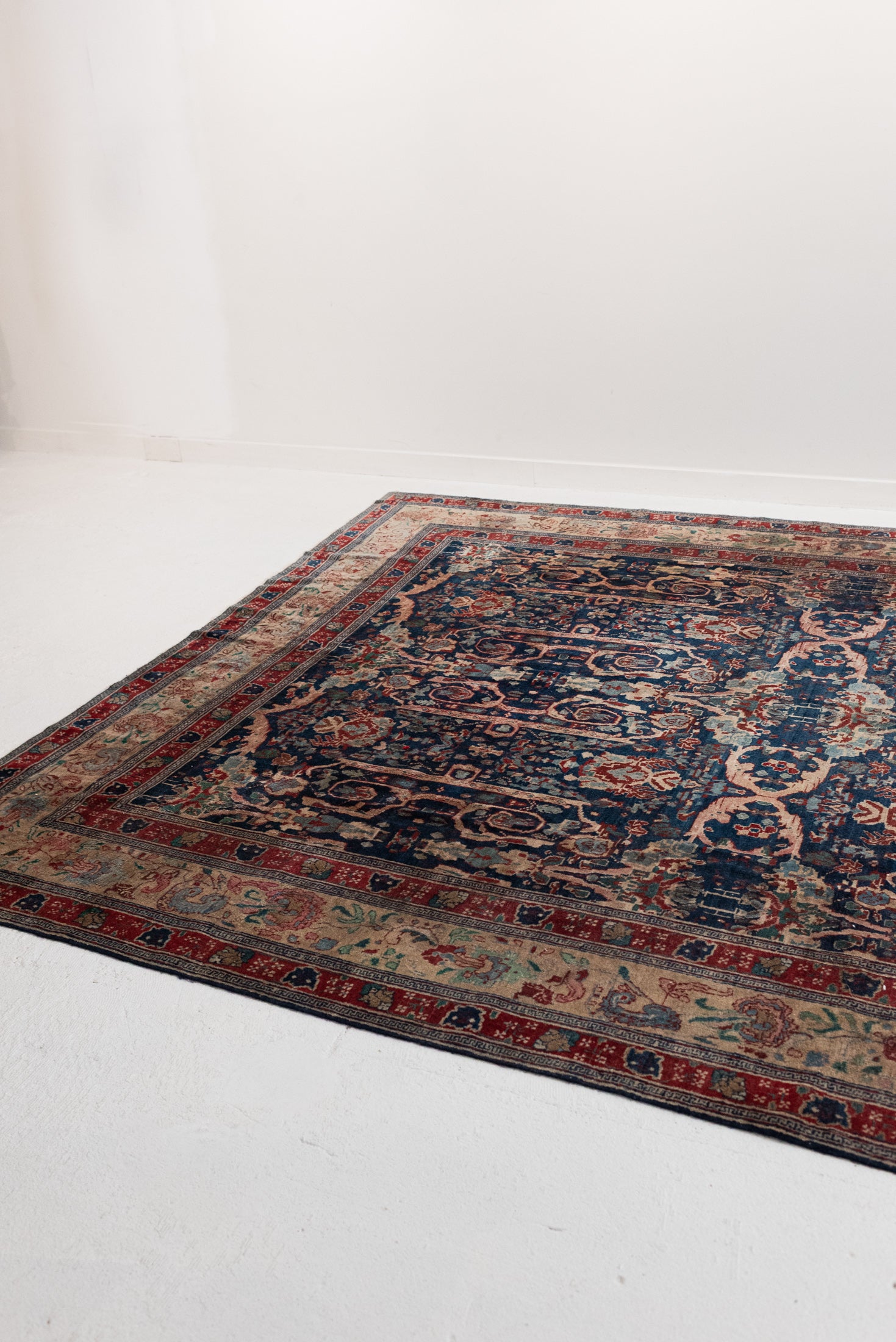 8&#39;5 x 12&#39;1 | Large Antique Tabriz |  M-3284