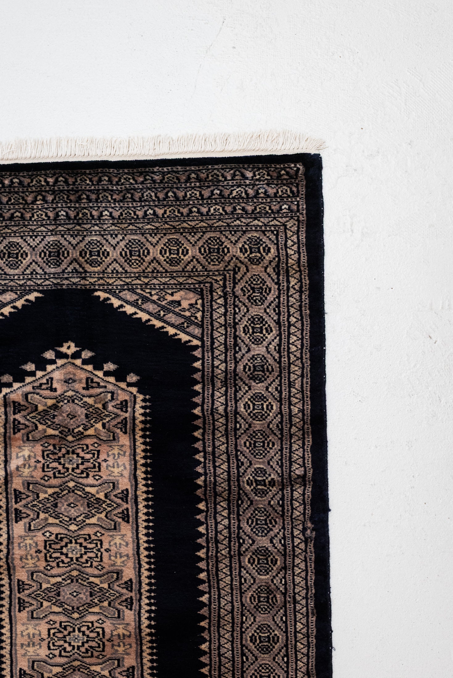 2&#39;6 x 6&#39;8 | Beautiful Vintage Bokhara Runner | R-3278