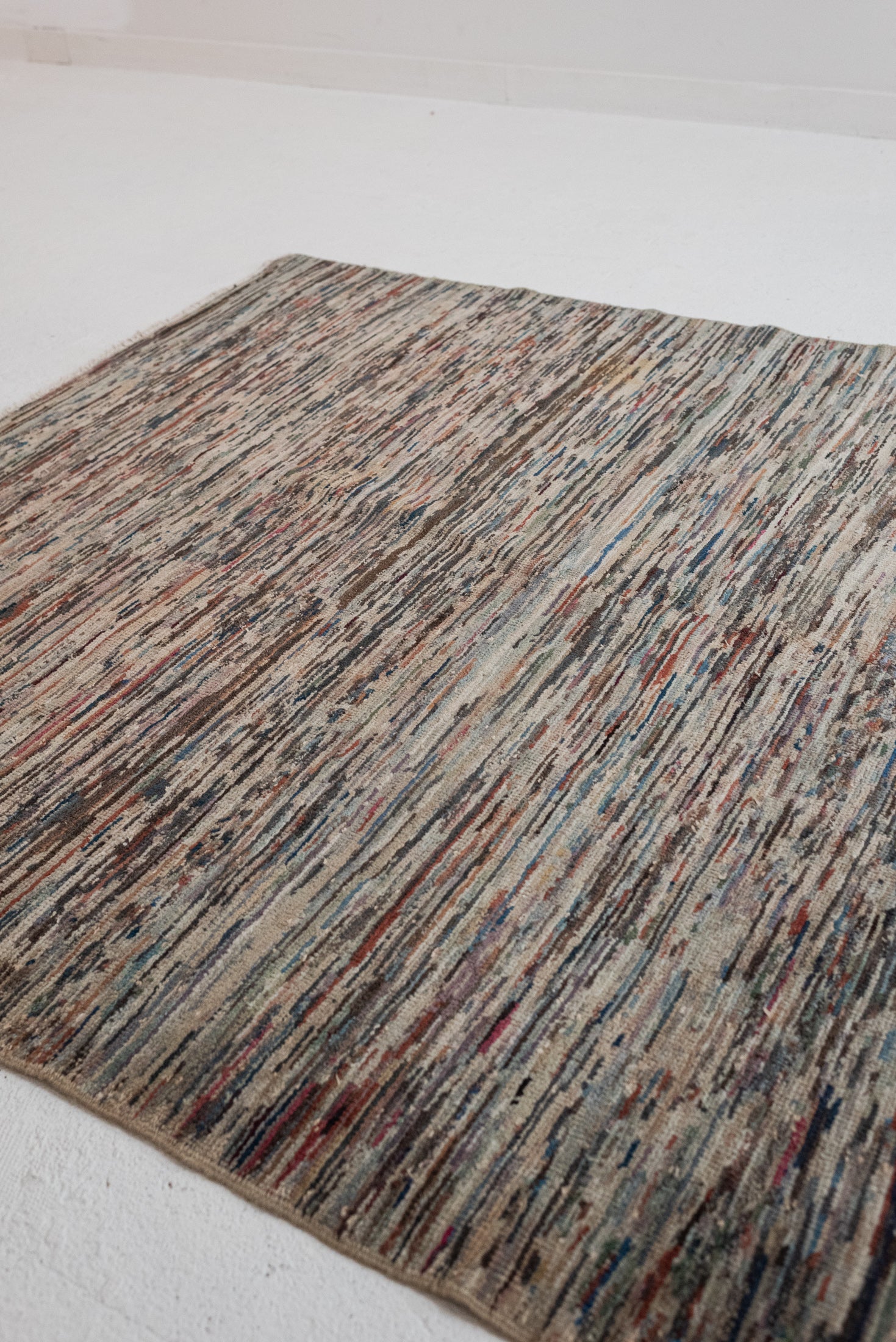 5&#39;3 x 9&#39;0 | CE-A-3230