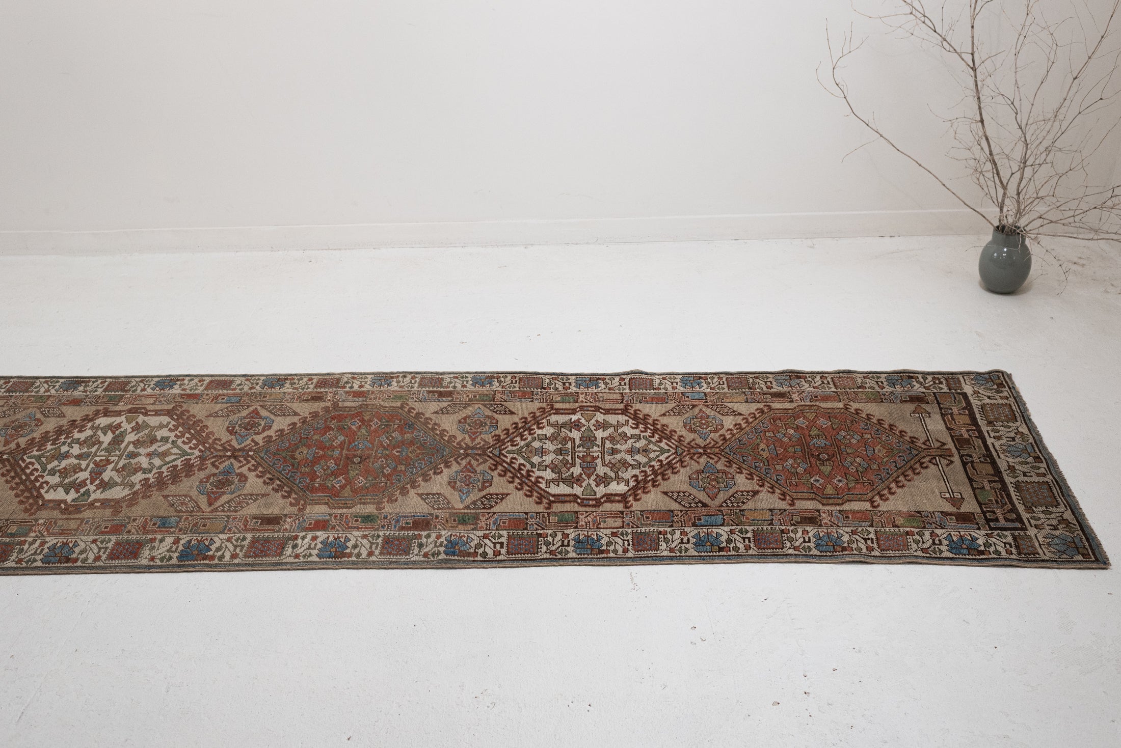 2'10 x 13'8 | CE-R-4311