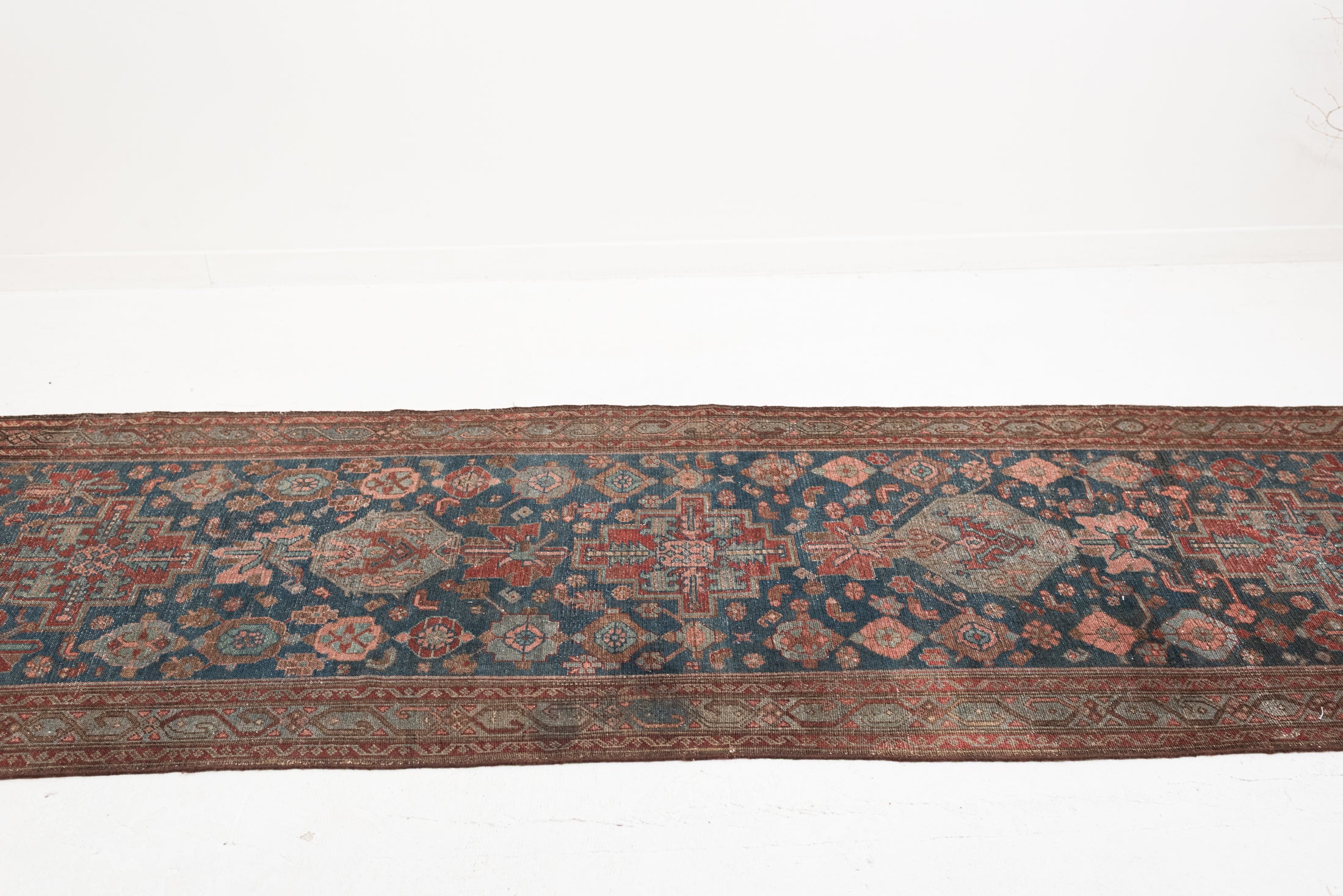 3'3 x 15'4 | CE-R-4336