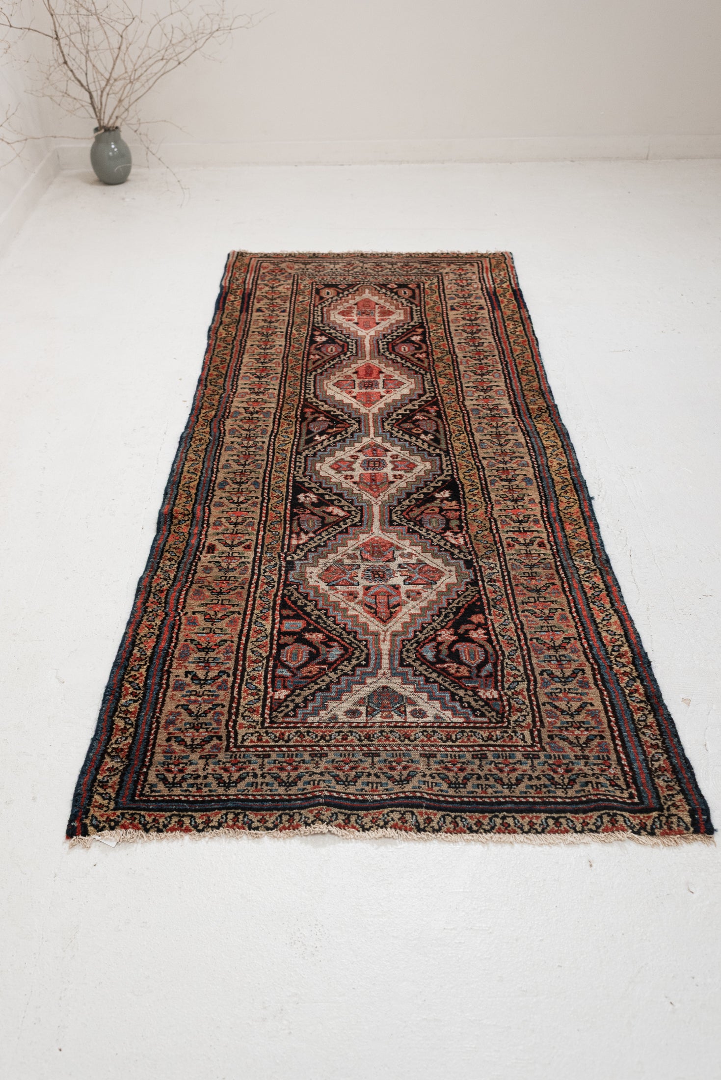 3'3 x 8'1 | CE-R-4335