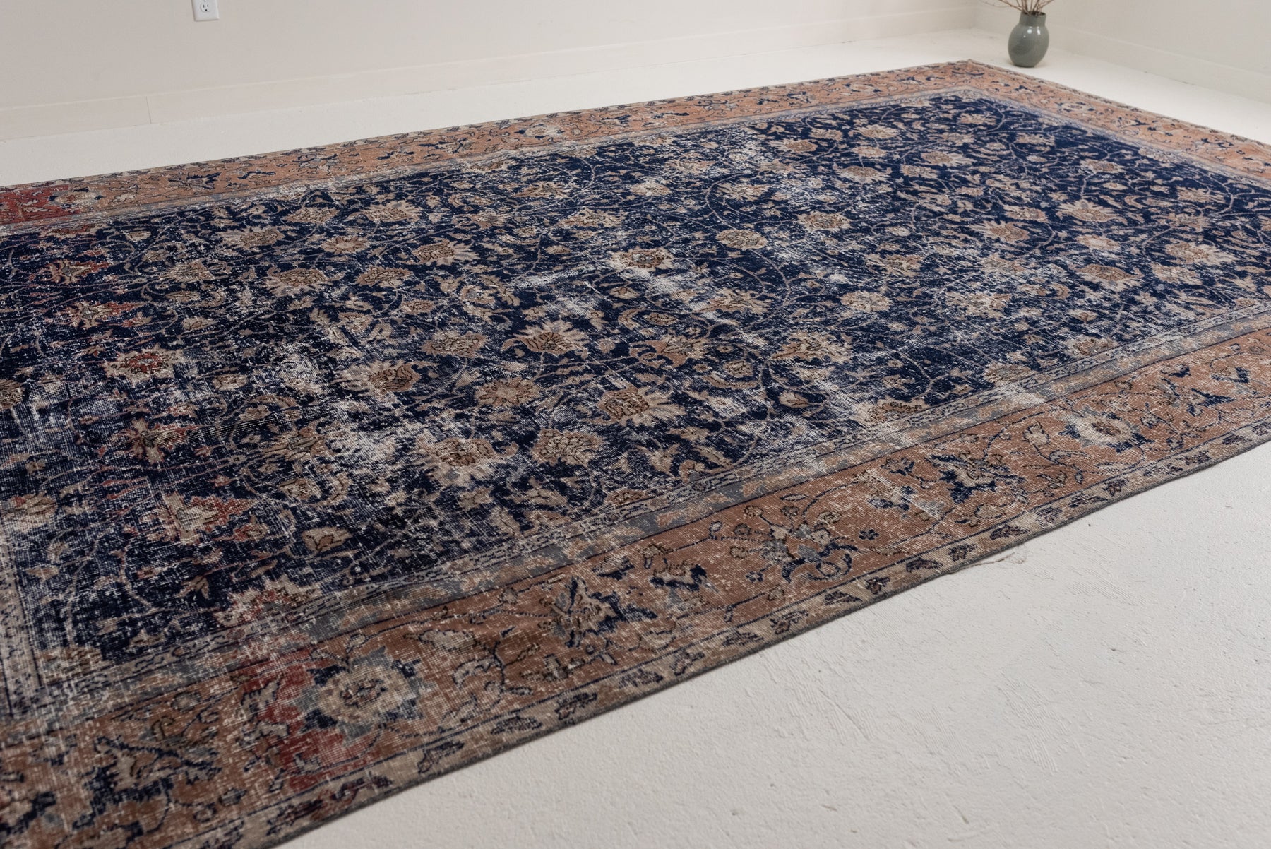 8&#39;6 x 13&#39;11 | Extra Large Regal Oushak Rug | M-2754