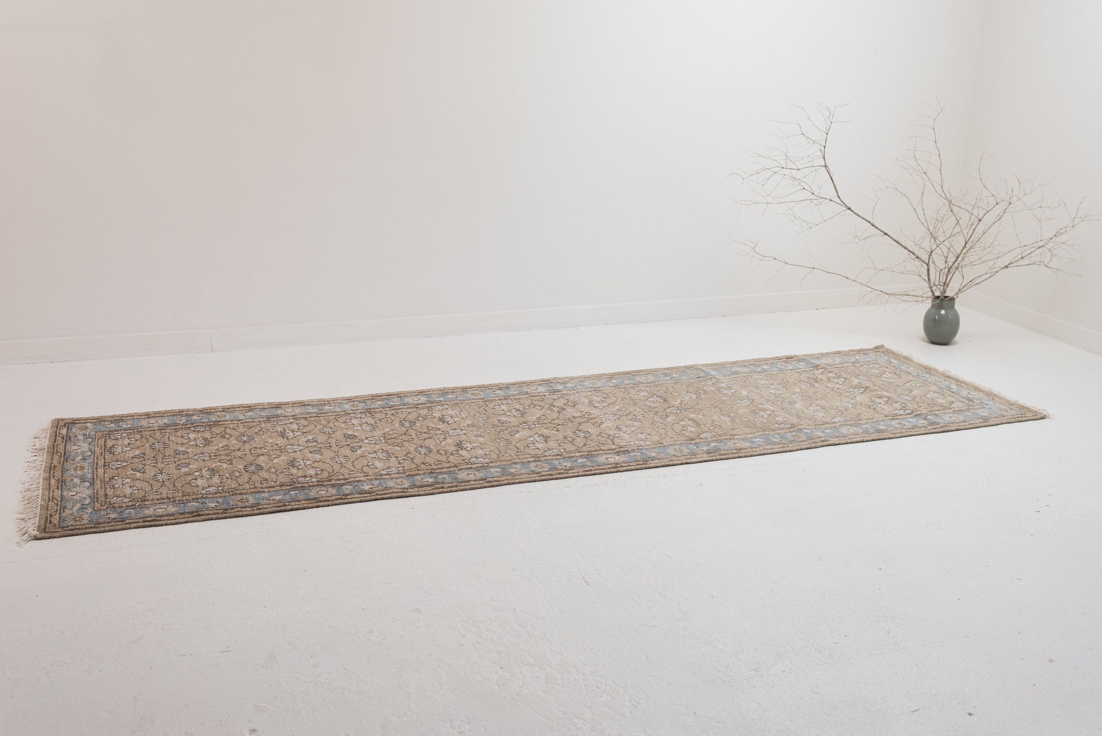 3&#39;0 x 11&#39;0 | Kathrina Runner | R-3260