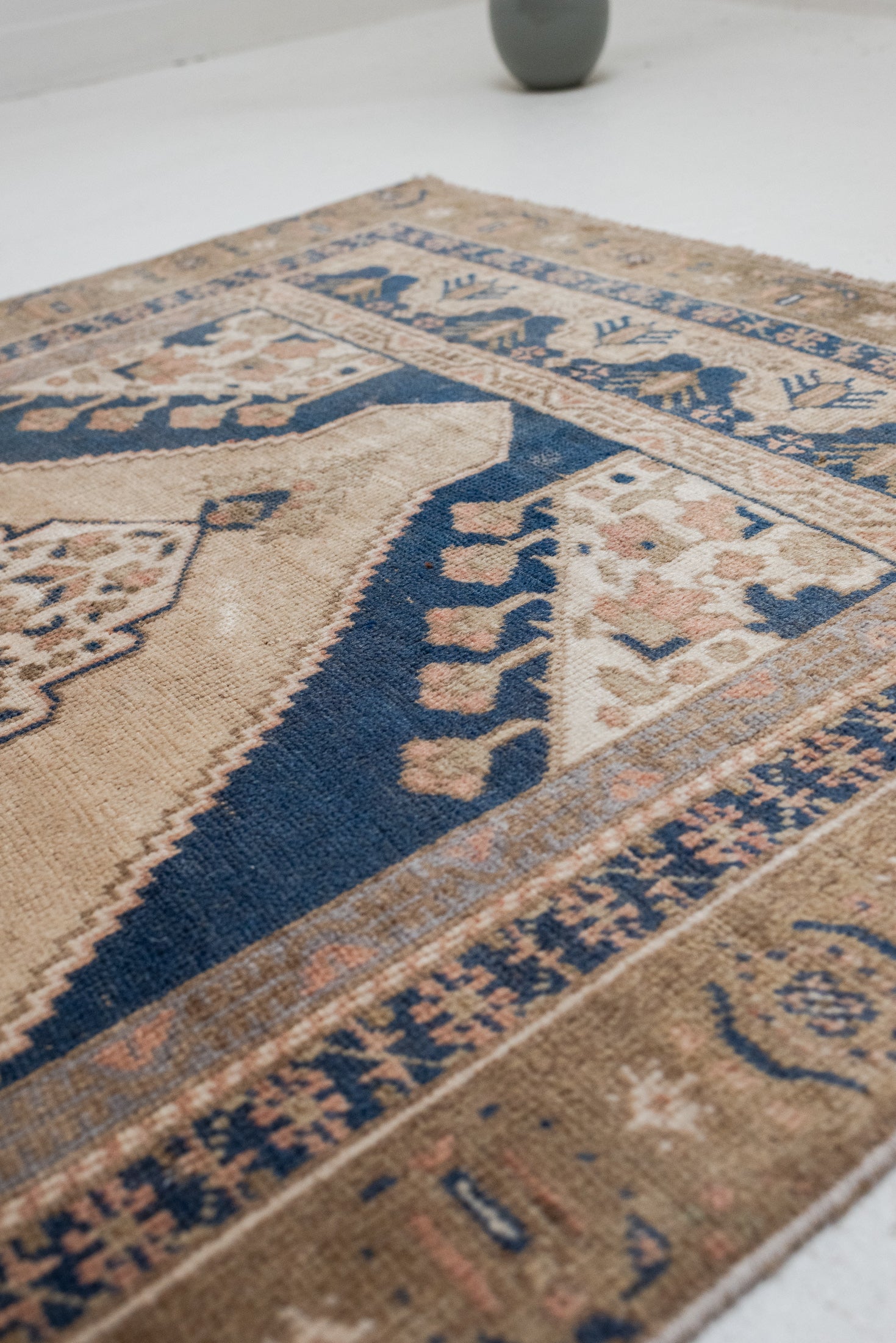 3&#39;6 x 6&#39;8 | Medium Vintage Anatolian Rug | W-3307