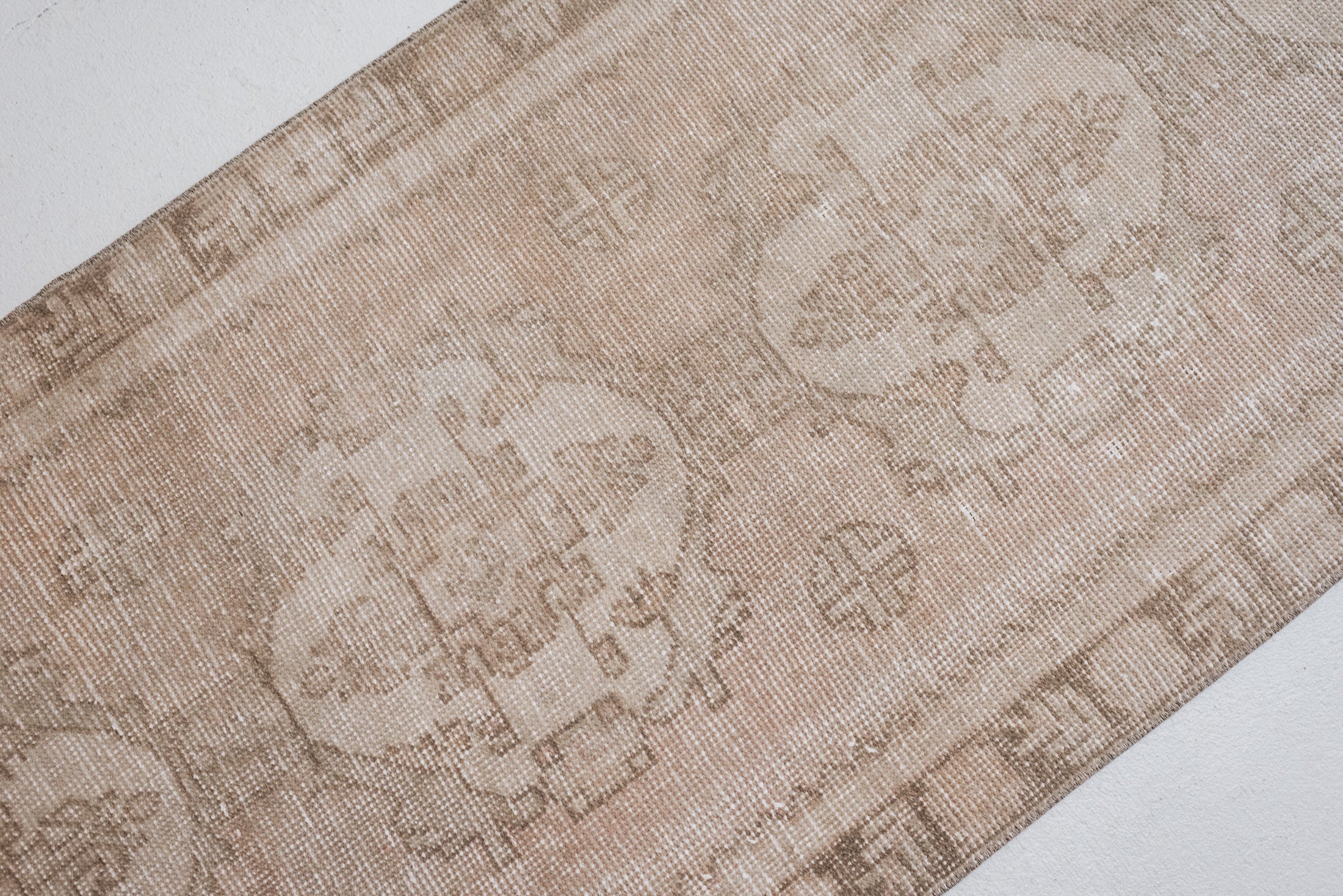 2&#39;8 x 9&#39;9 | Vintage Turkish Runner | R-3300