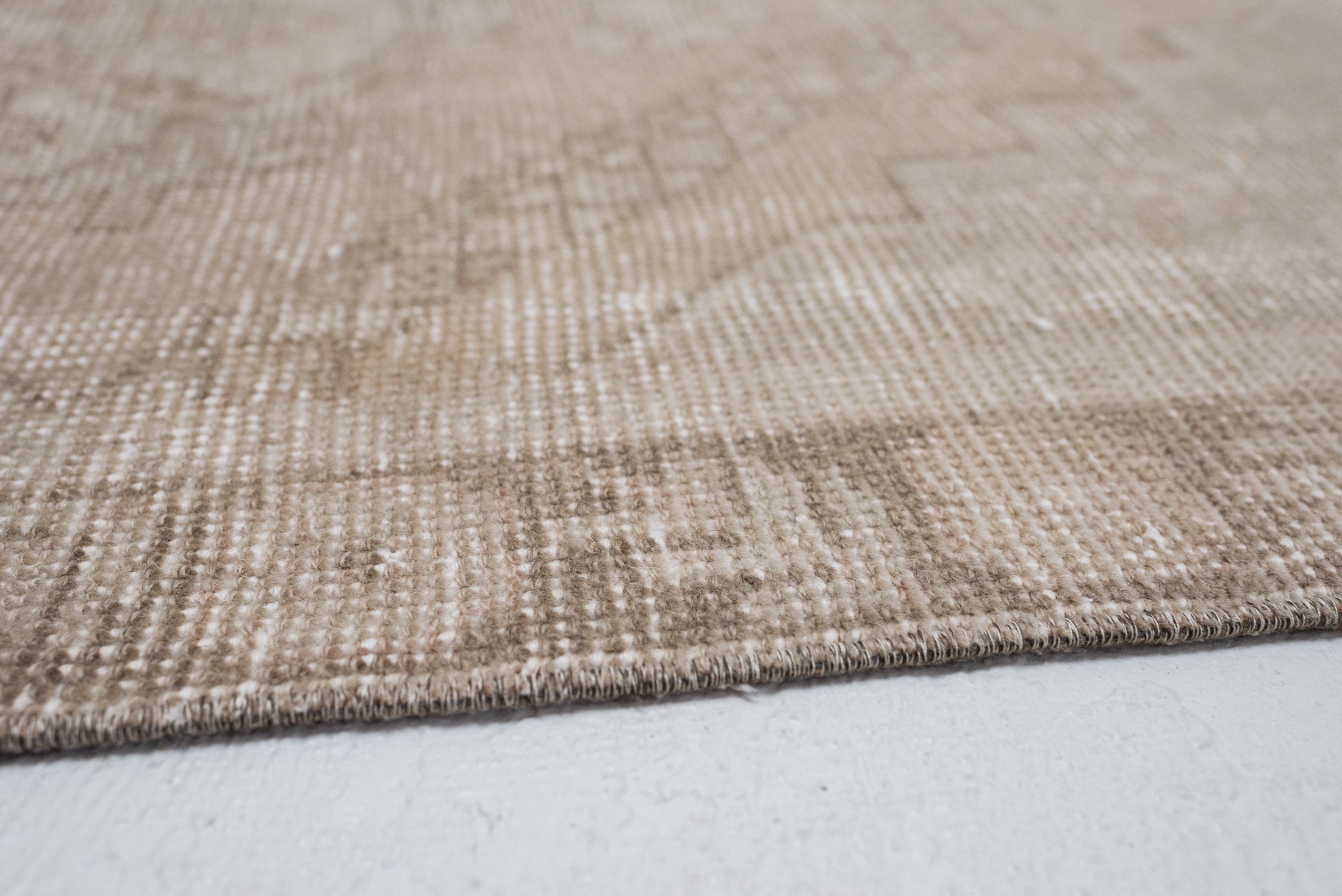 2&#39;8 x 9&#39;9 | Vintage Turkish Runner | R-3300