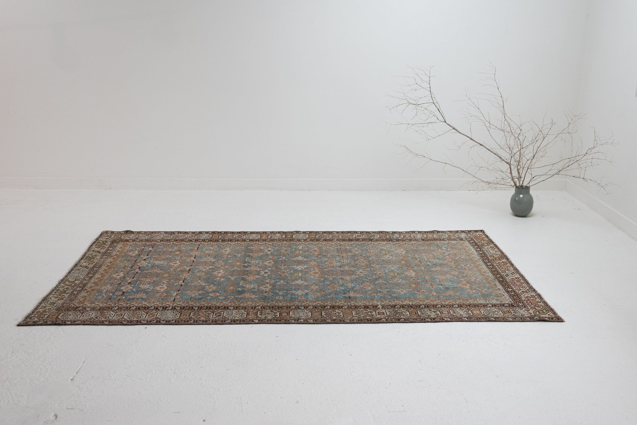 4&#39;3 x 8&#39;0 | Vintage Malayer Scatter Rug | W-3288