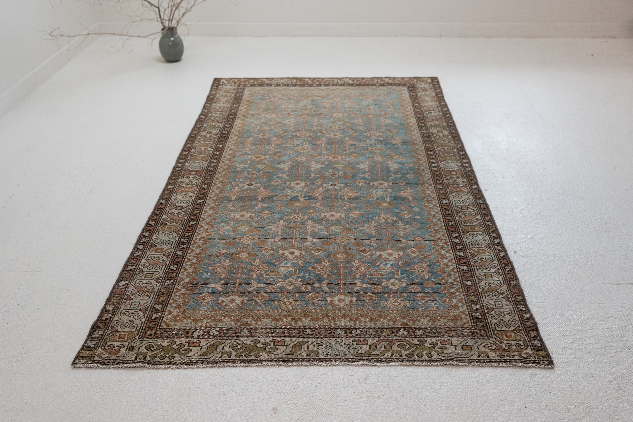 4&#39;3 x 8&#39;0 | Vintage Malayer Scatter Rug | W-3288