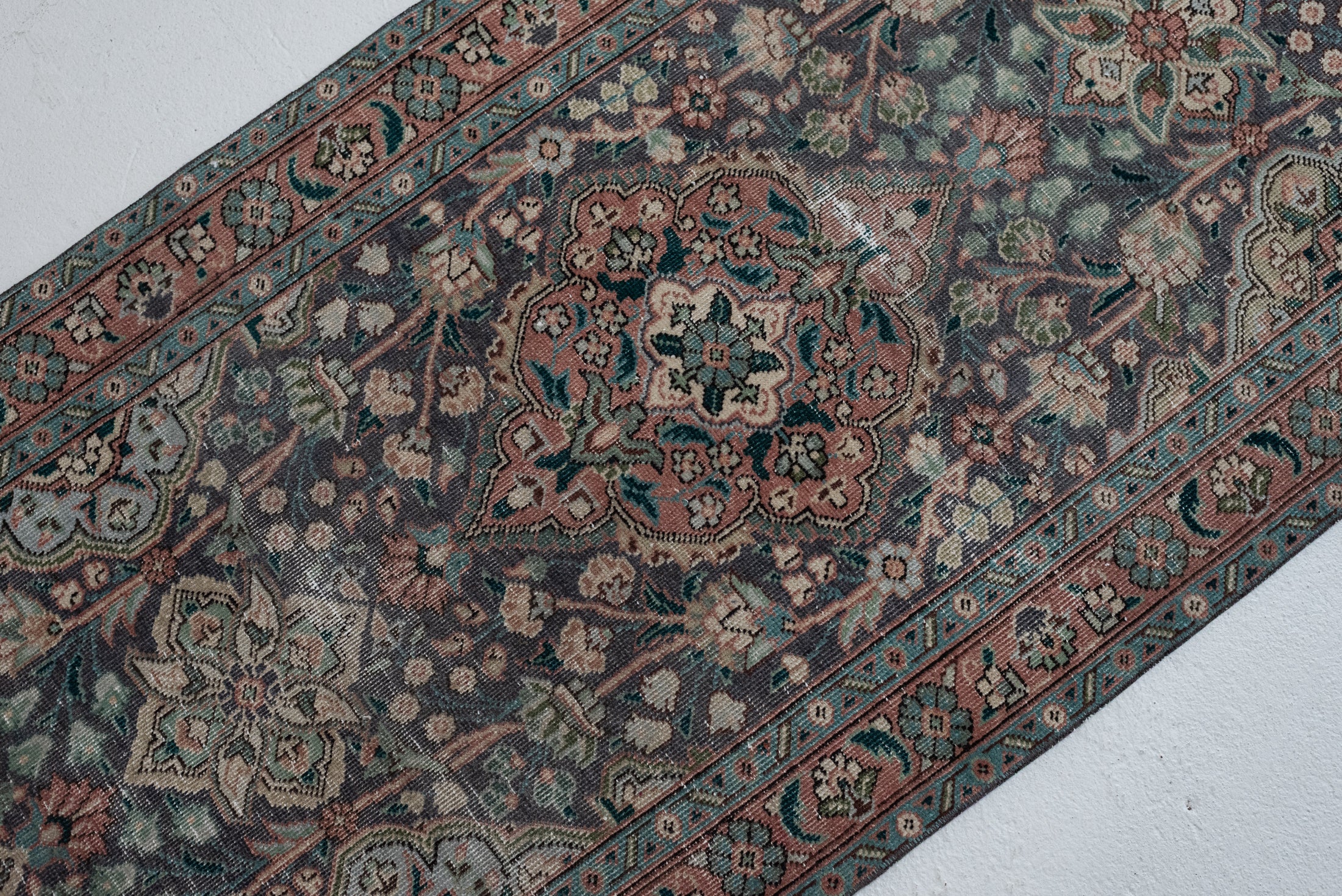 2&#39;7 x 12&#39;2 | Colorful Tabriz Vintage Runner | R-3303
