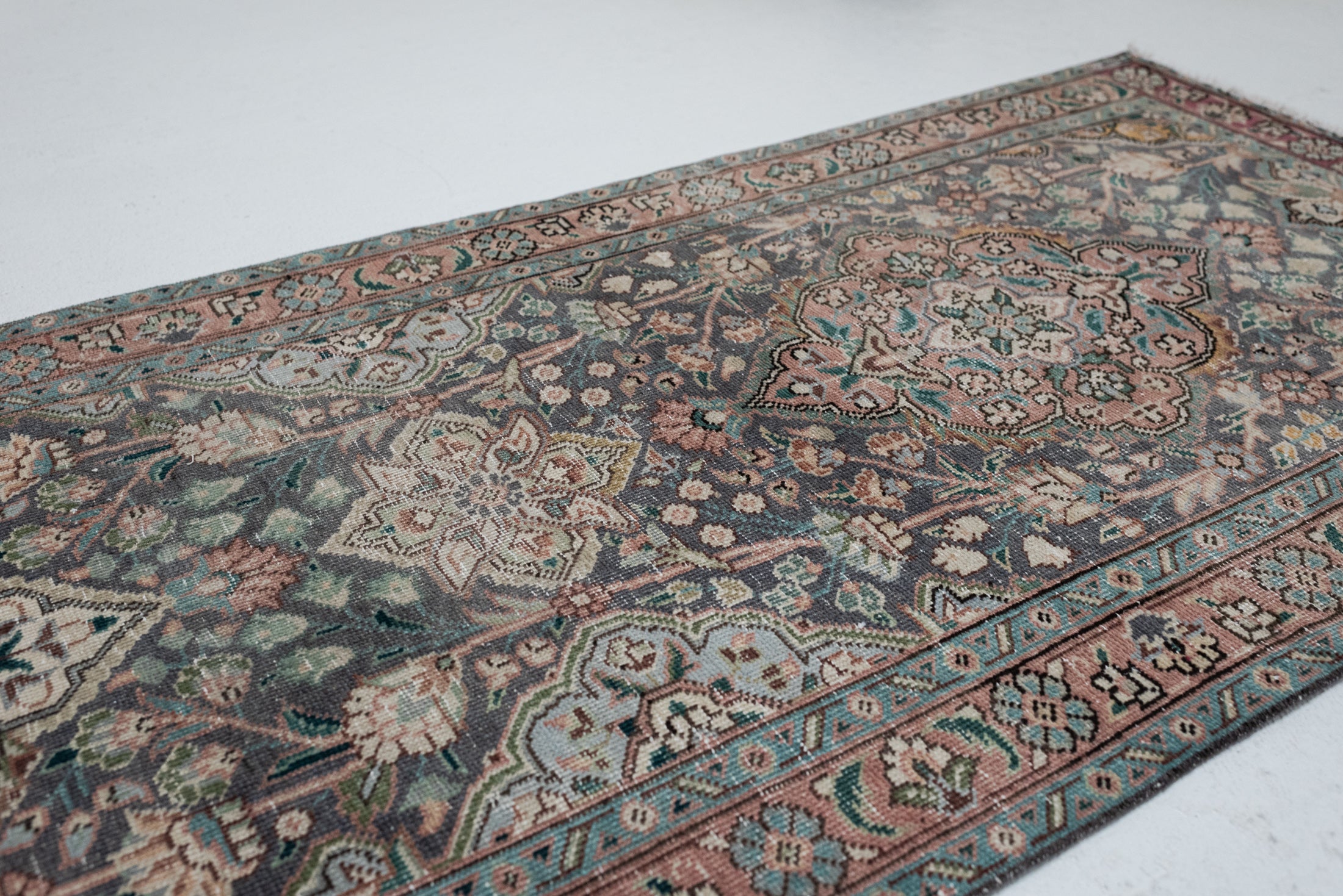 2&#39;7 x 12&#39;2 | Colorful Tabriz Vintage Runner | R-3303