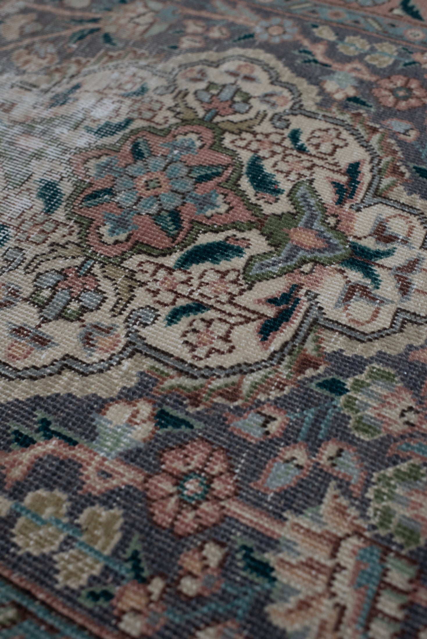 2&#39;7 x 12&#39;2 | Colorful Tabriz Vintage Runner | R-3303