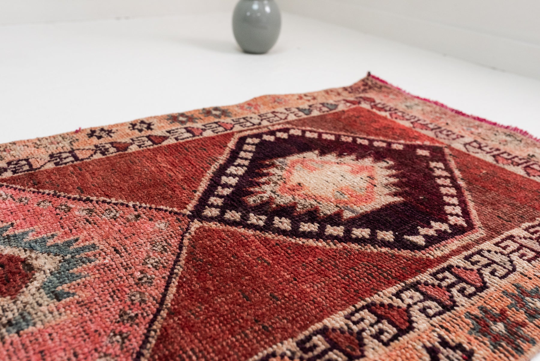 2'8 x 14'0 | Beautiful Oushak Runner | R-2757 – Curio Rugs
