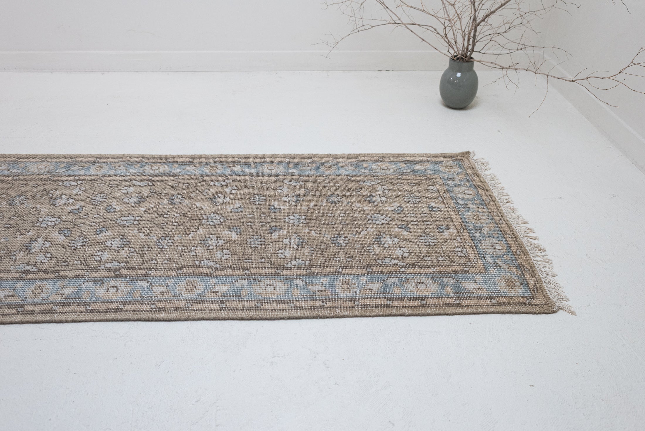 2&#39;10 x 10&#39;0 | Kathrina Runner | R-3262