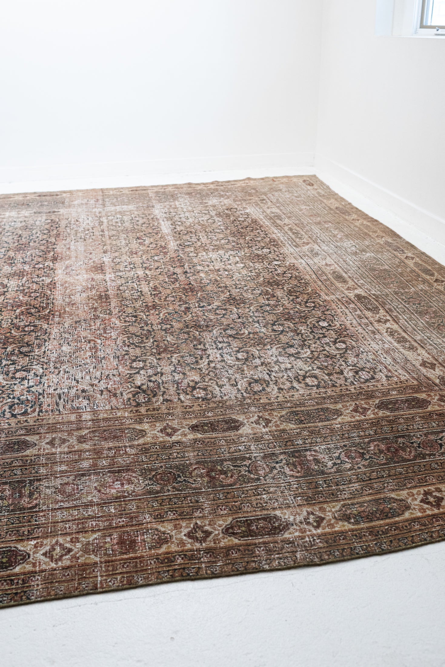 Reserved | OHMH | 11'2 x 14'6 | CC-L-4352