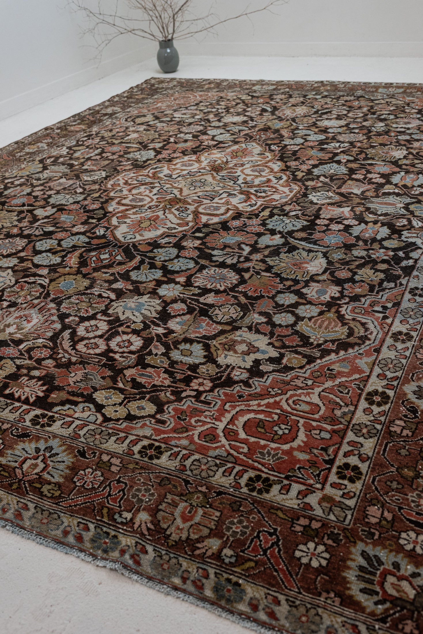 8&#39;4 x 11&#39;0 | Beautiful Malayer Rug | L-3289