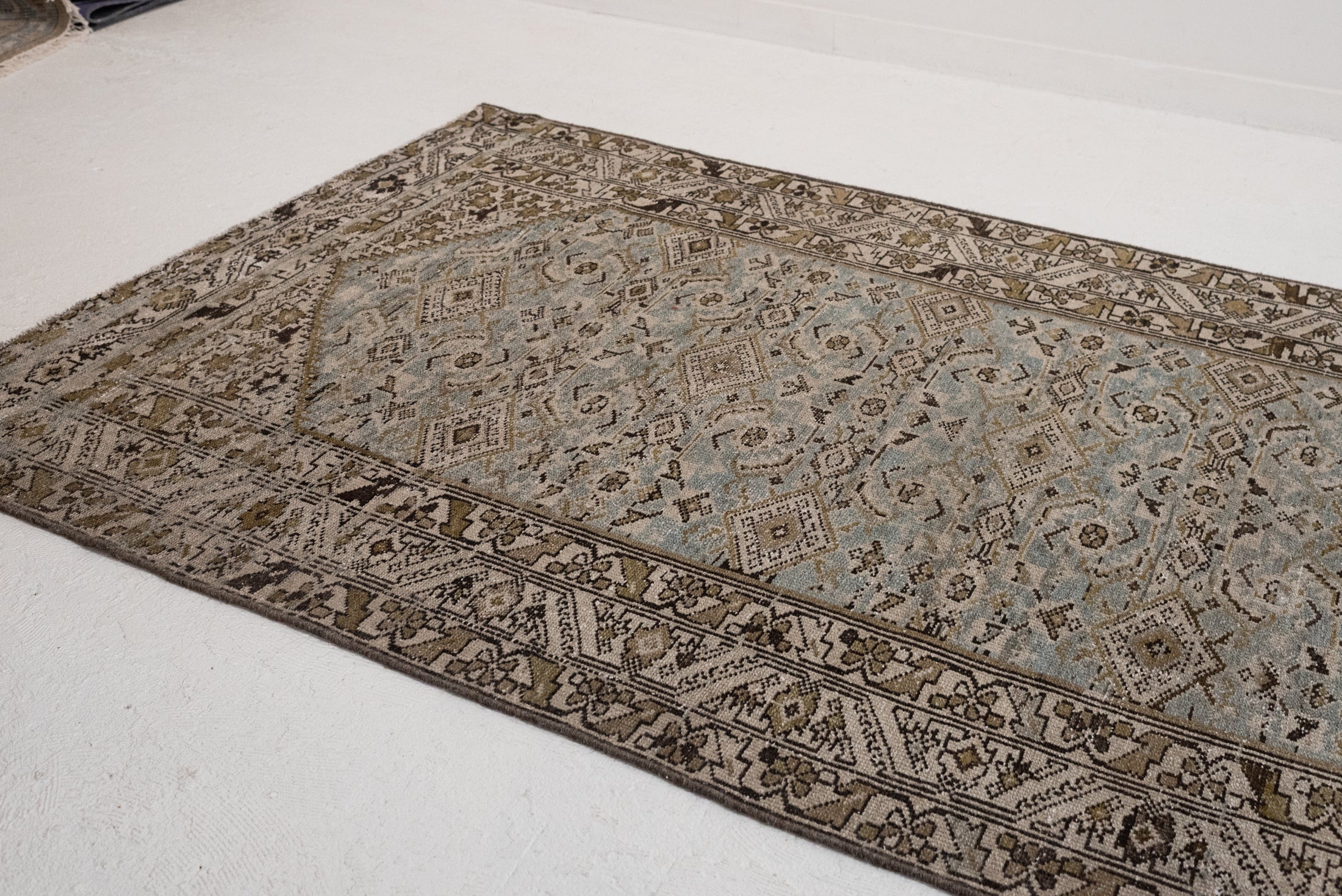 RESERVED SWW | 4&#39;6 x 11&#39;8 | Beautiful Wide Malayer Runner | R-3287