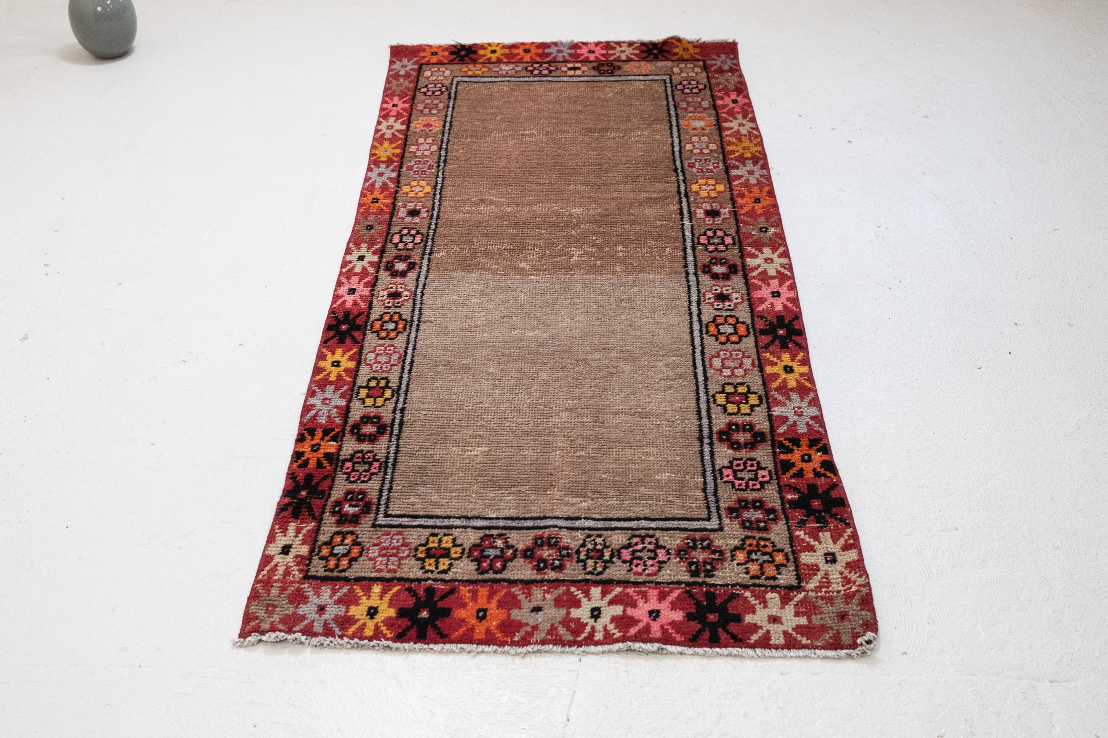 2'8 x 6'3 | CE-W-4380