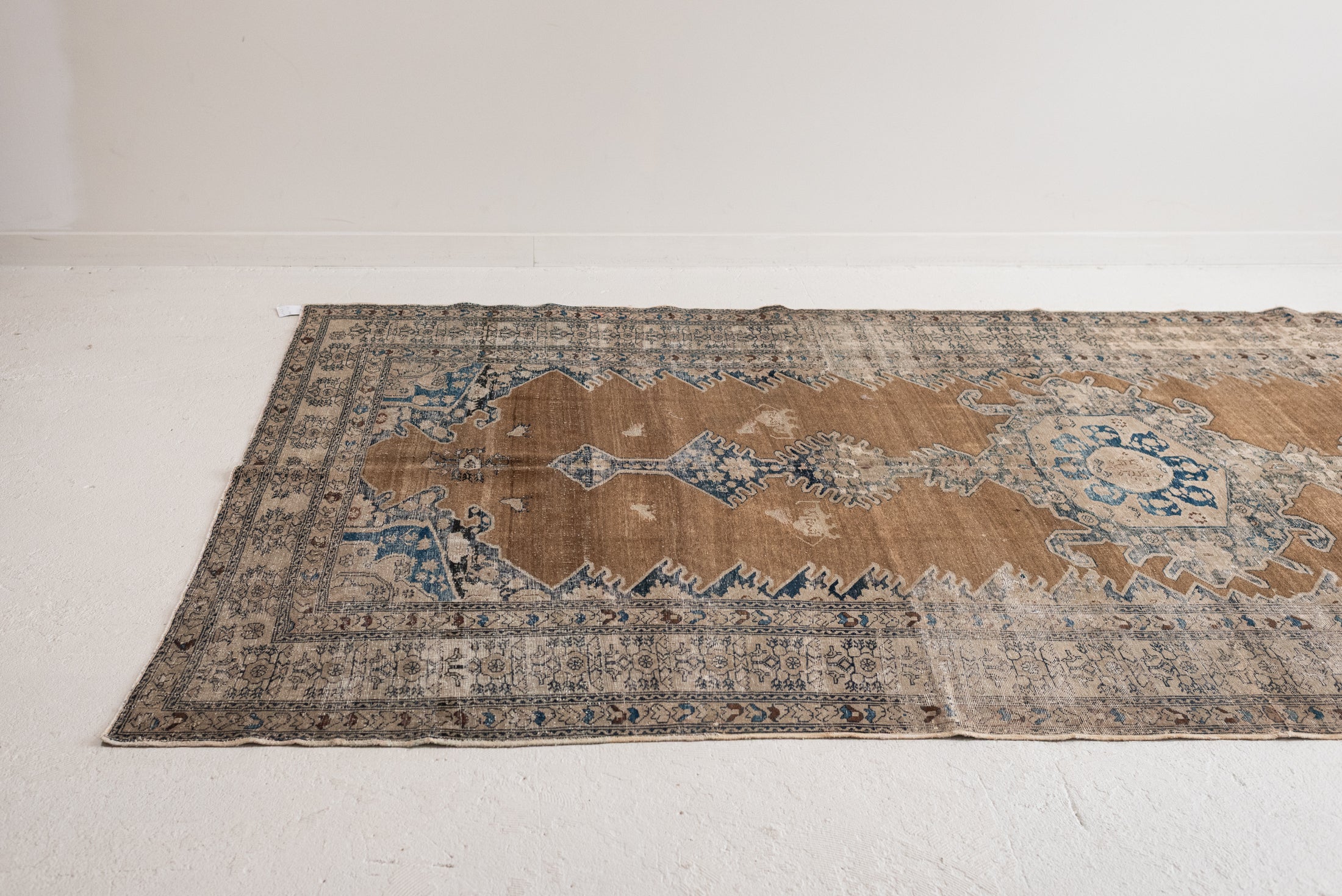 5&#39;10 x 12&#39;3 | Extra Large Antique Farahan Rug | CE-L-3387