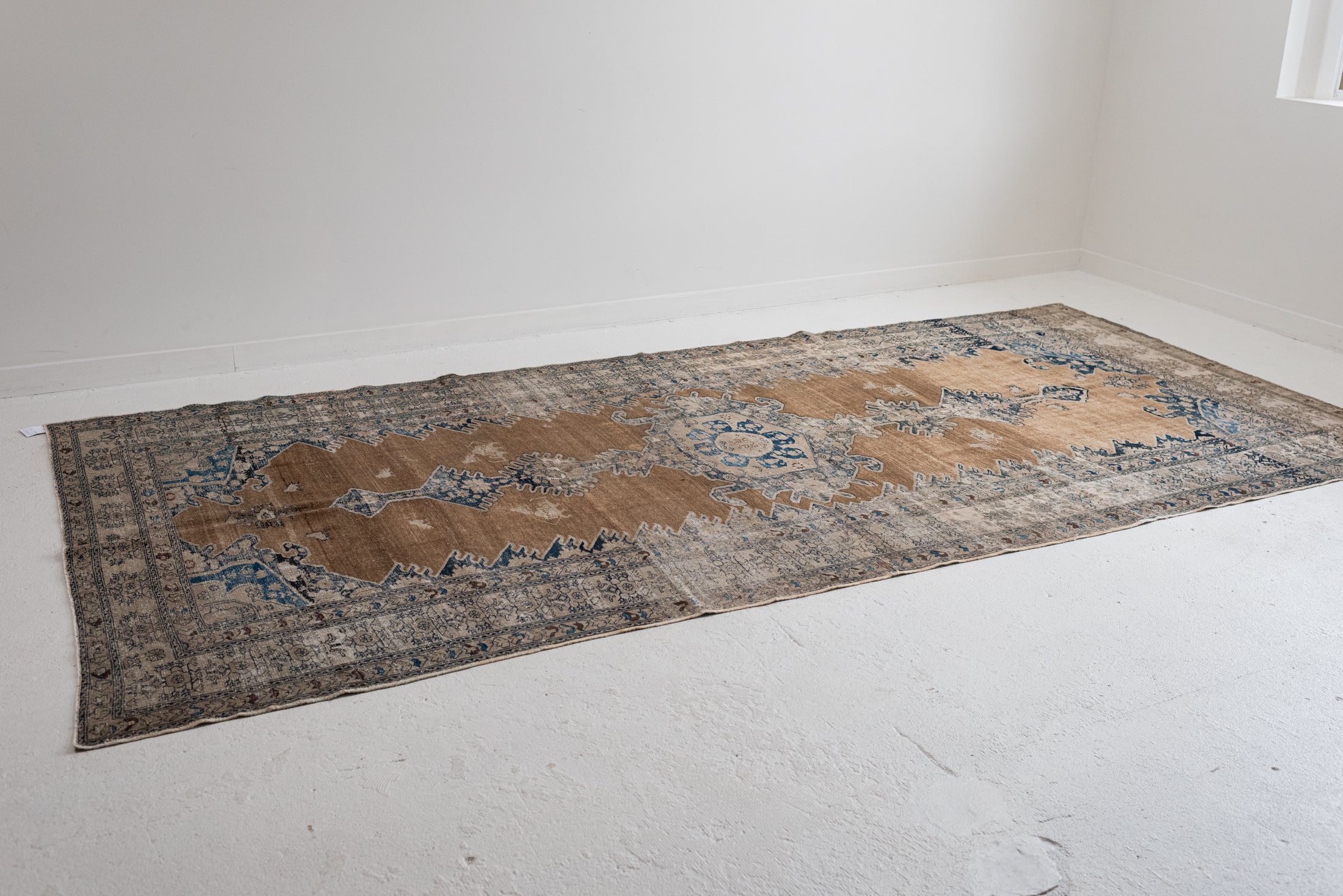 5&#39;10 x 12&#39;3 | Extra Large Antique Farahan Rug | CE-L-3387