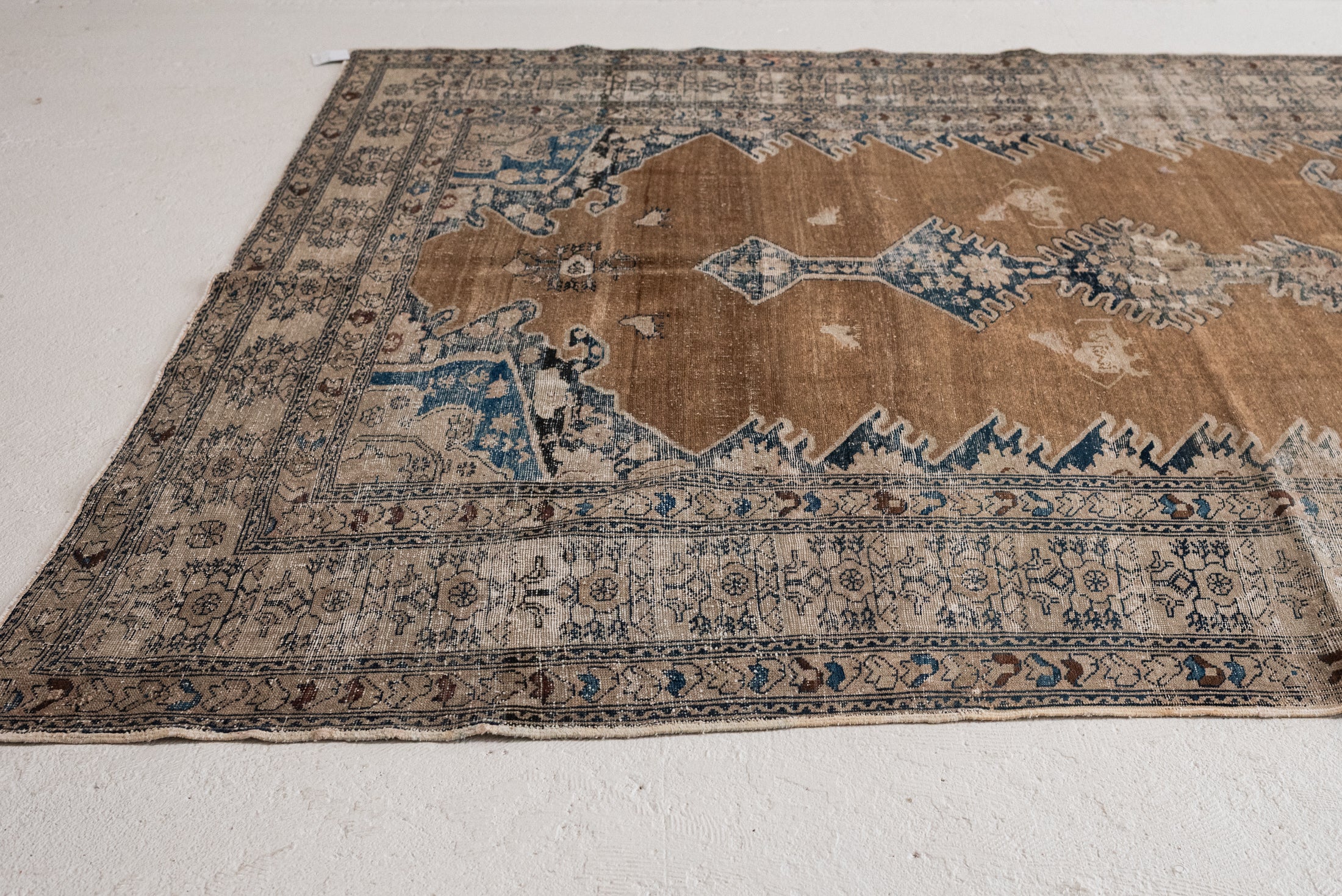 5&#39;10 x 12&#39;3 | Extra Large Antique Farahan Rug | CE-L-3387