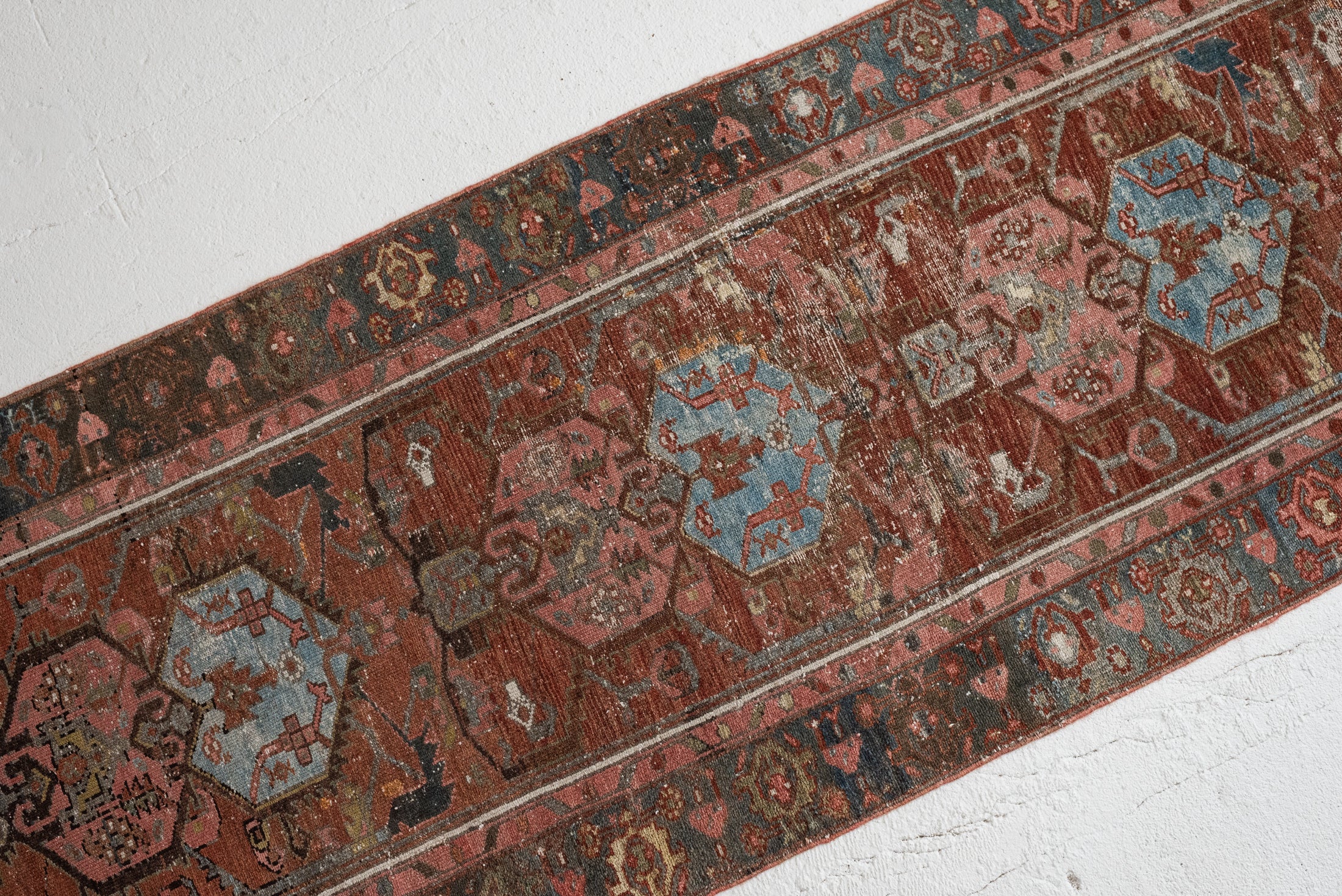 2&#39;7 x 12&#39;1 | Skinny Vintage Malayer Runner | CE-R-3351