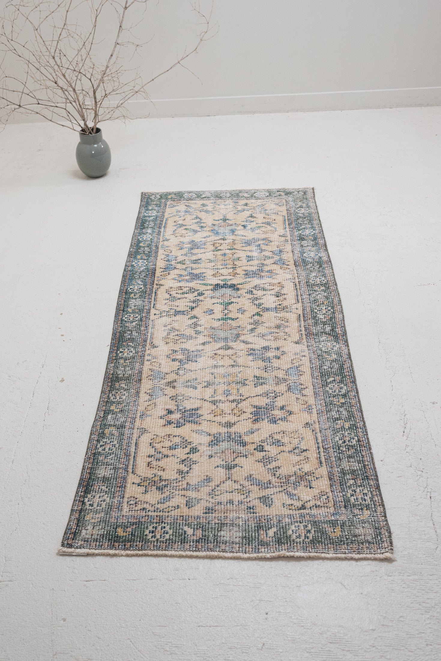 2&#39;5 x 6&#39;3 | R-3524