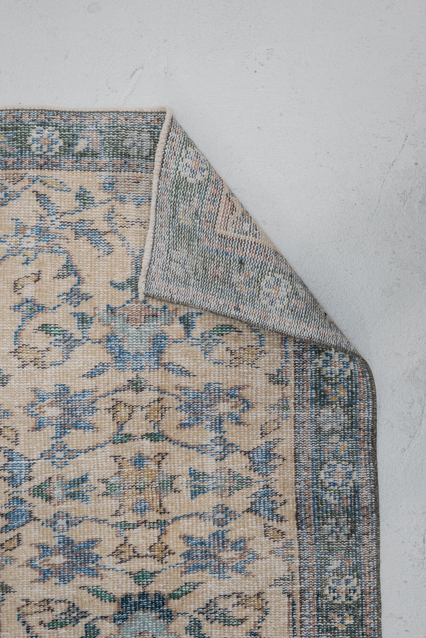 2&#39;5 x 6&#39;3 | R-3524