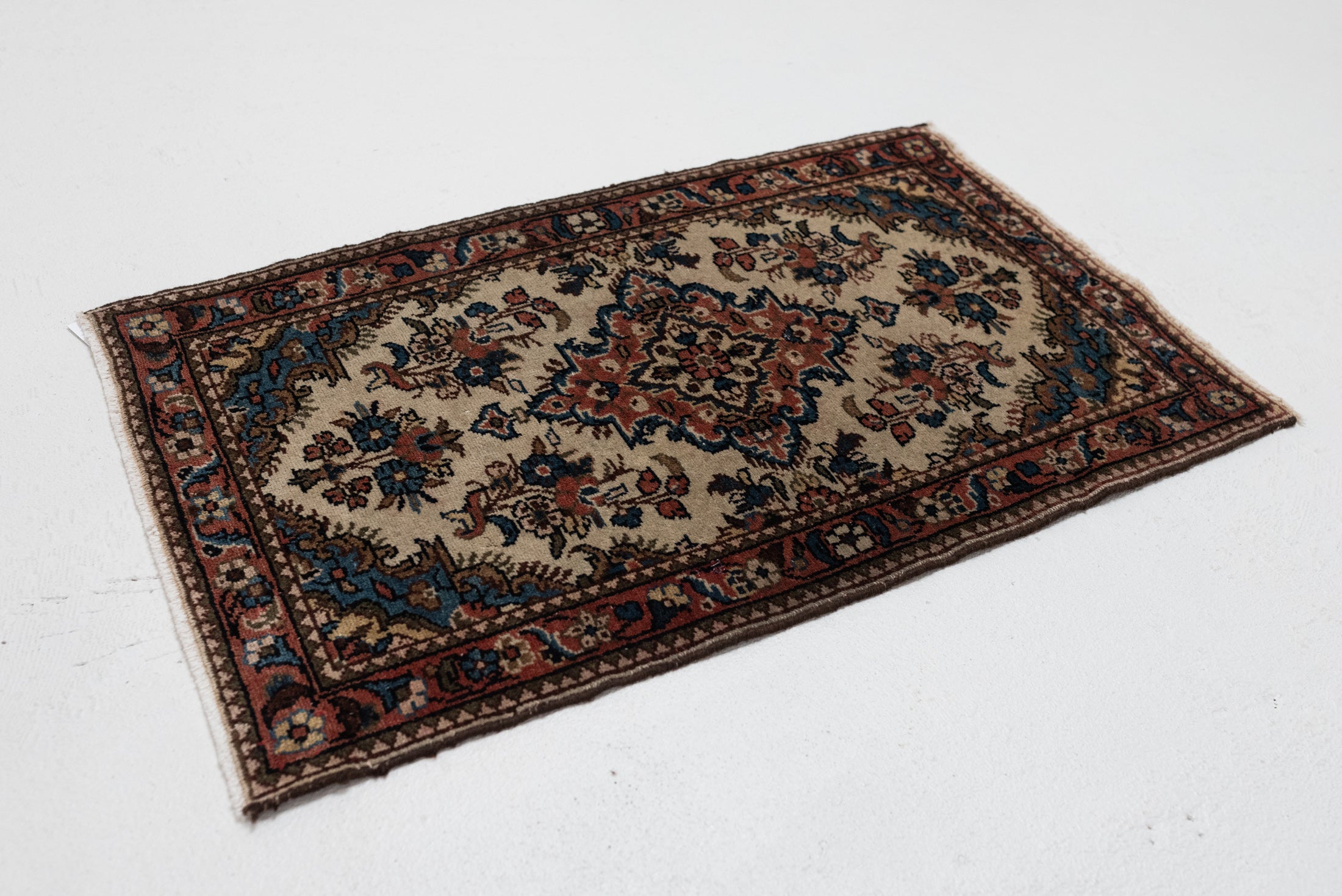 2&#39;2 x 3&#39;5 | Mini Malayer | CE-W-2831