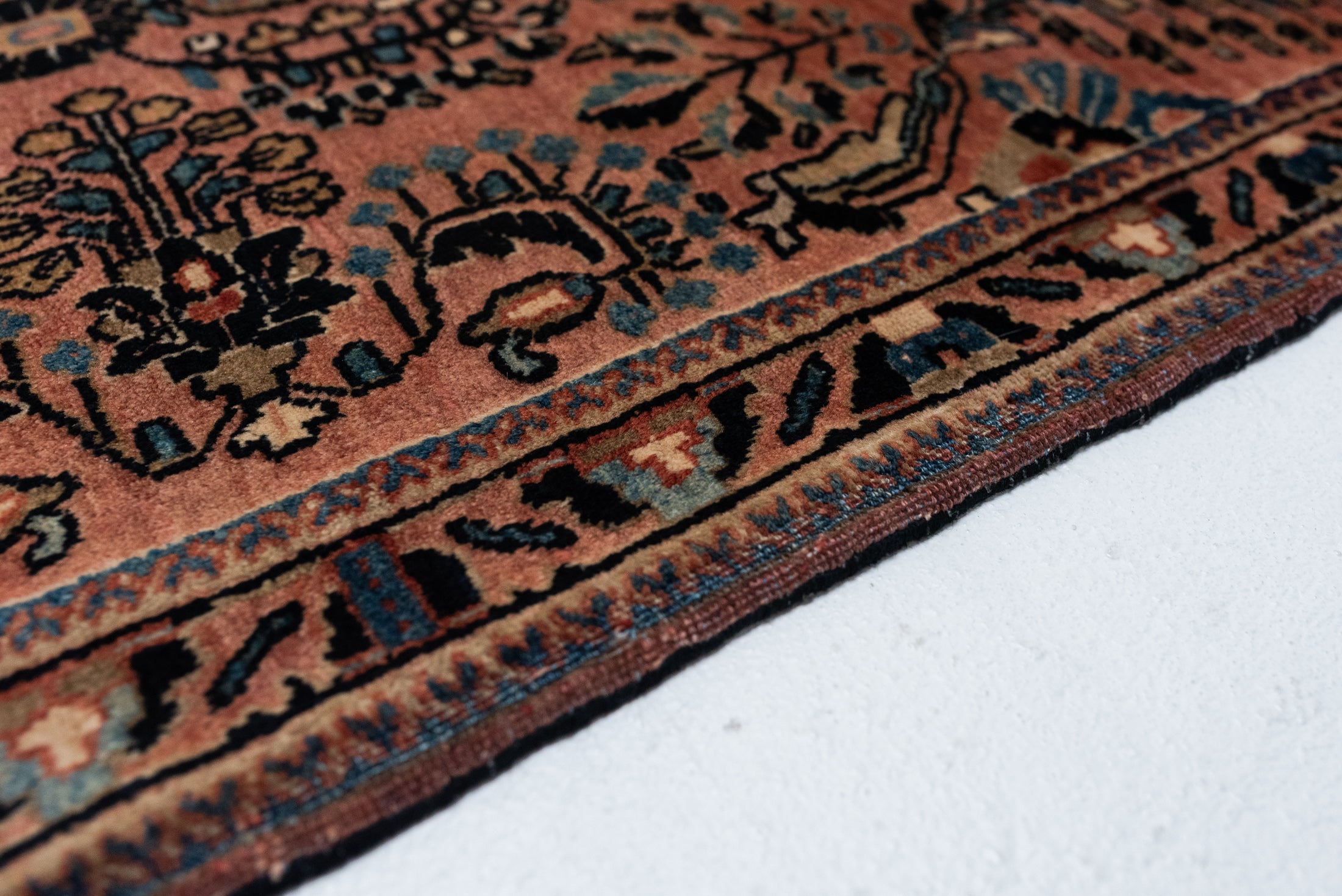 2&#39;1 x 4&#39;1 | Small Vintage Sarouk | CE-W-2830