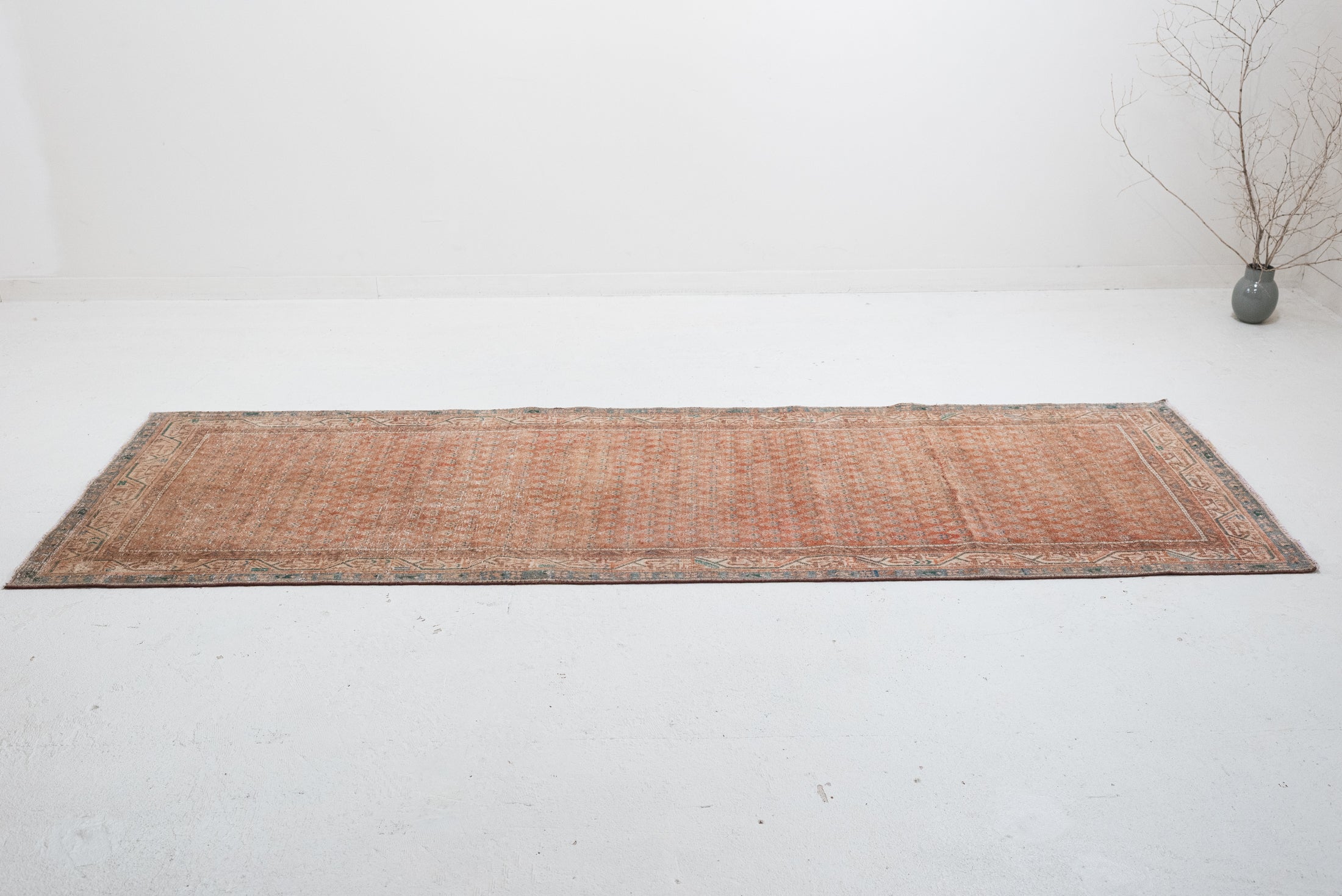 3'6 x 10'8 | R-4524