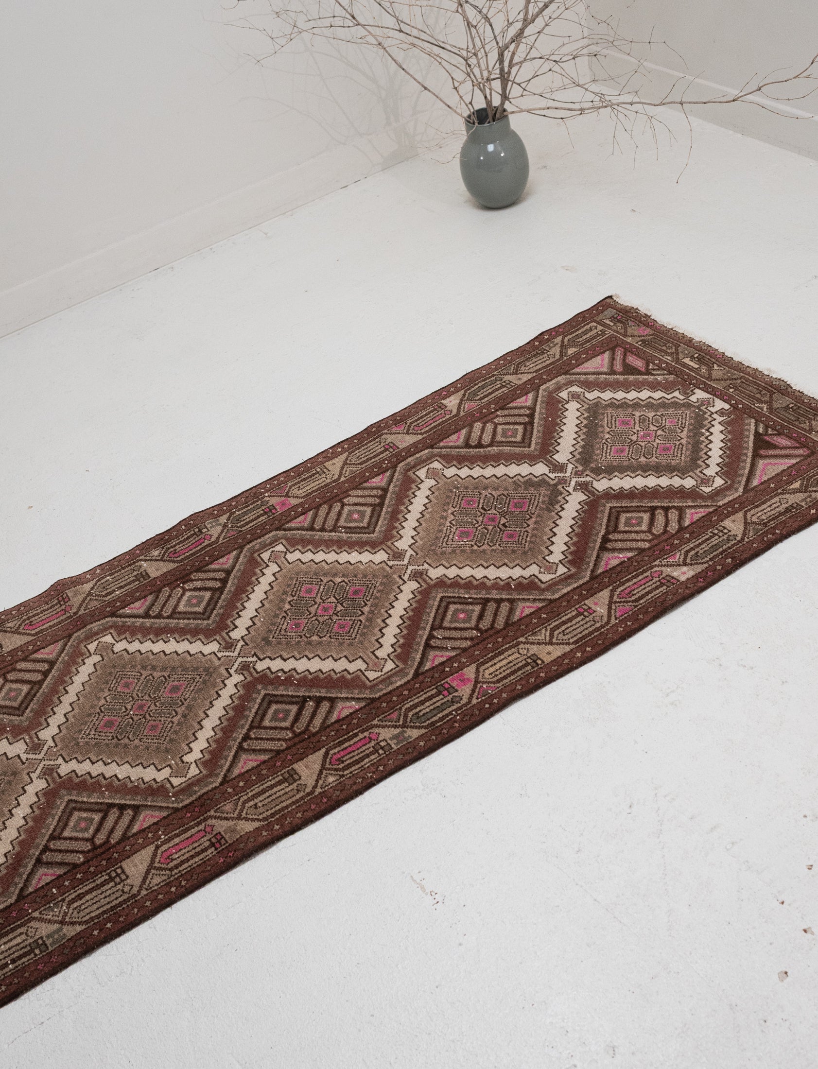 2&#39;6 x 8&#39;2 | R-3509