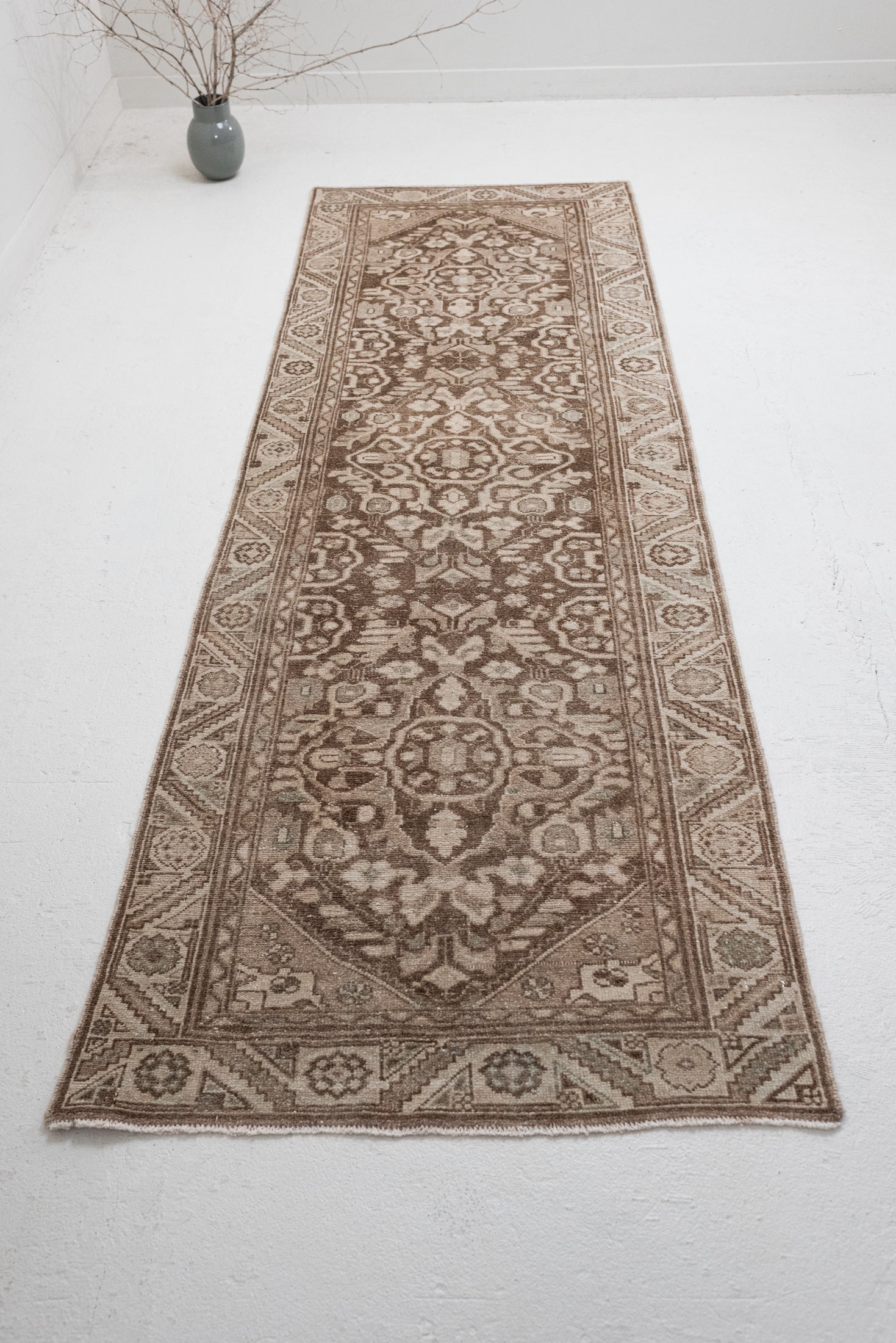 2&#39;10 x 9&#39;3 | Vintage Malayer Runner | CE-R-3332