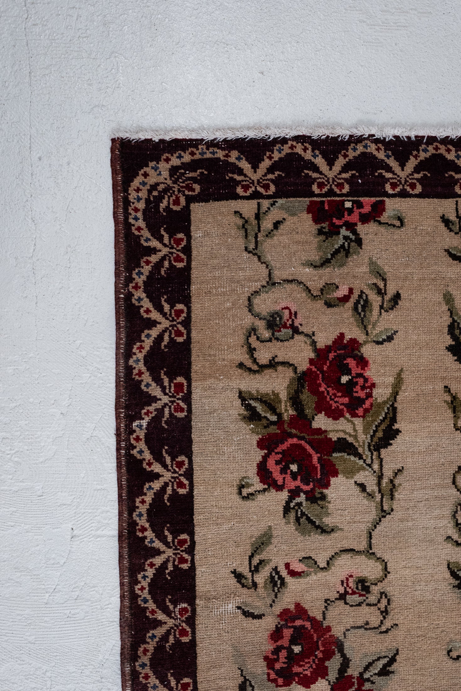 3&#39;10 x 9&#39;11 | Wide Floral Runner | R-3704