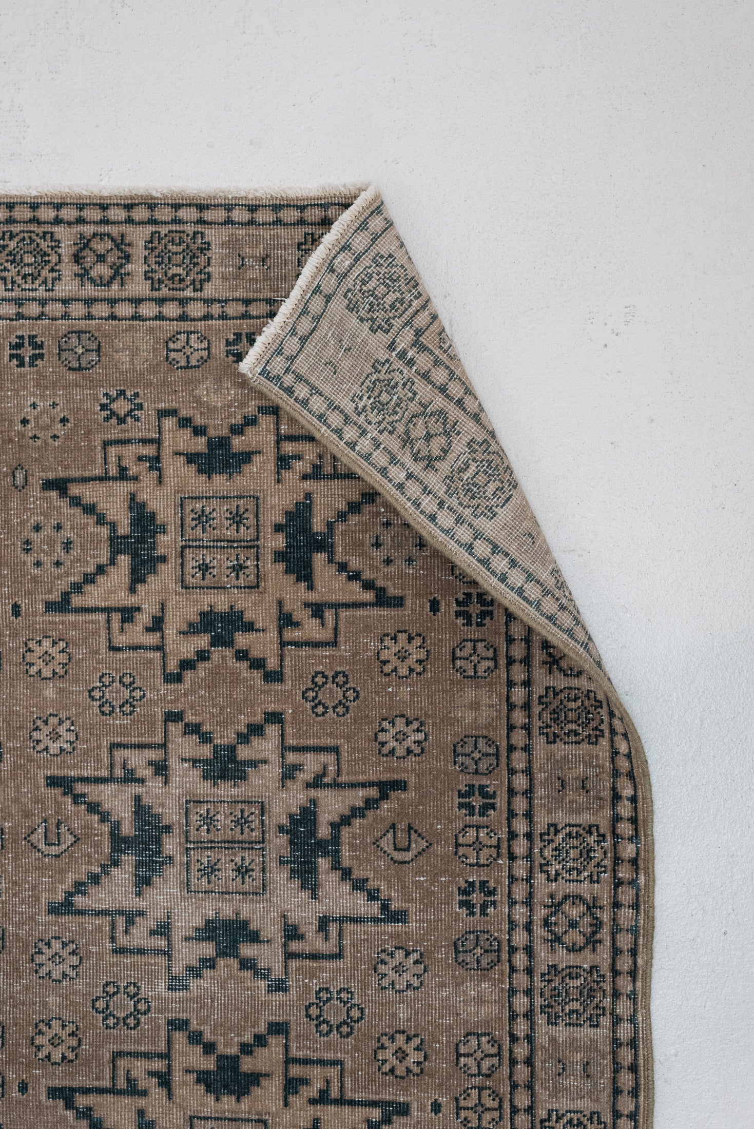 2&#39;7 x 11&#39;0 | Vintage Shirvan Runner | CE-R-3343