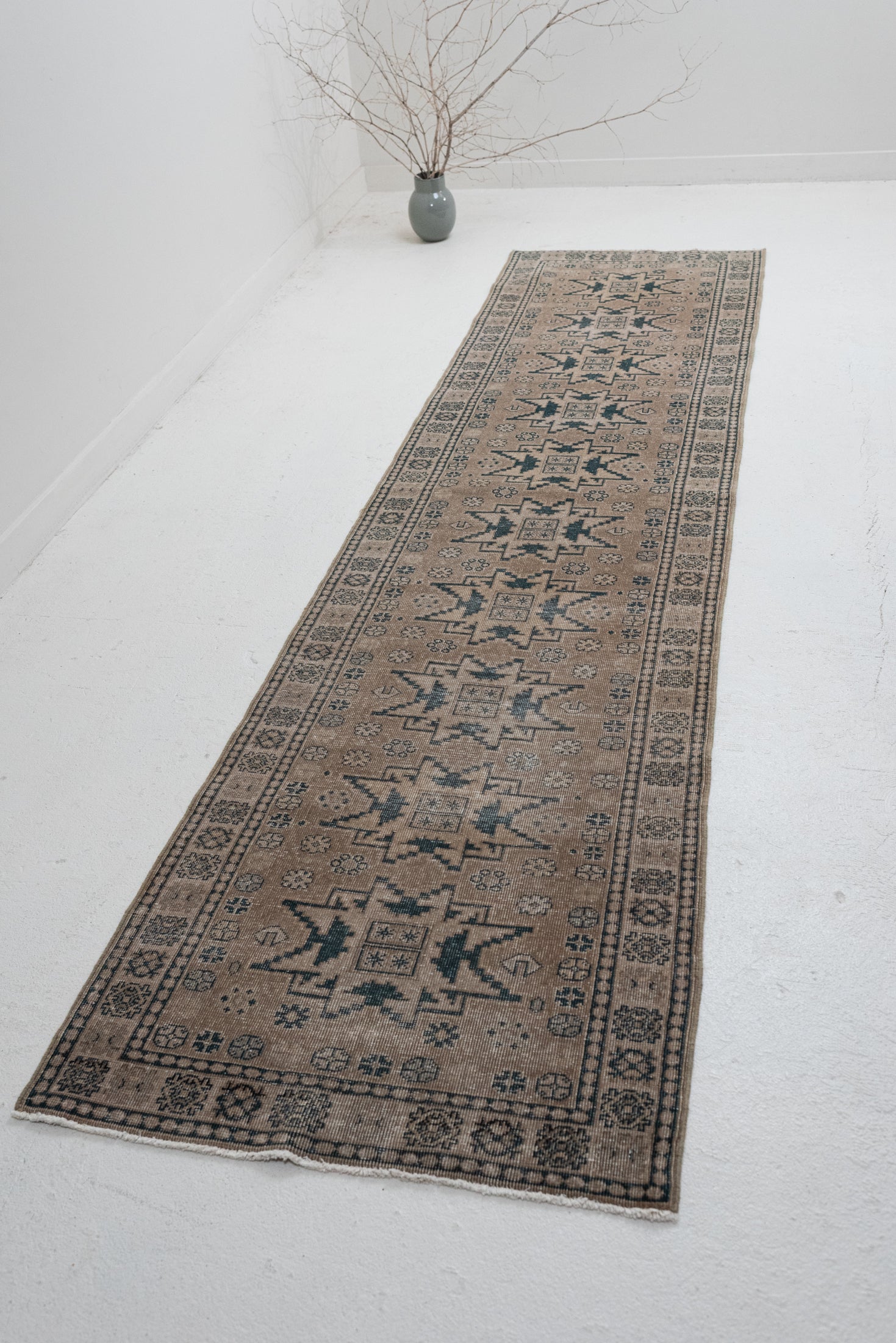 2&#39;7 x 11&#39;0 | Vintage Shirvan Runner | CE-R-3343
