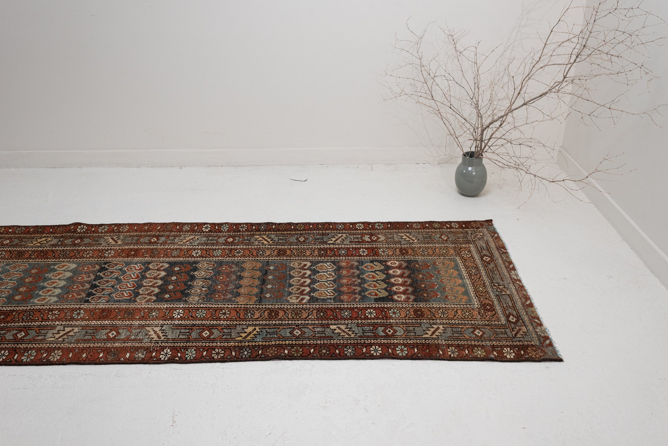 3&#39;2 x 12&#39;6 | Beautiful Muted Vintage Runner | CE-R-3345