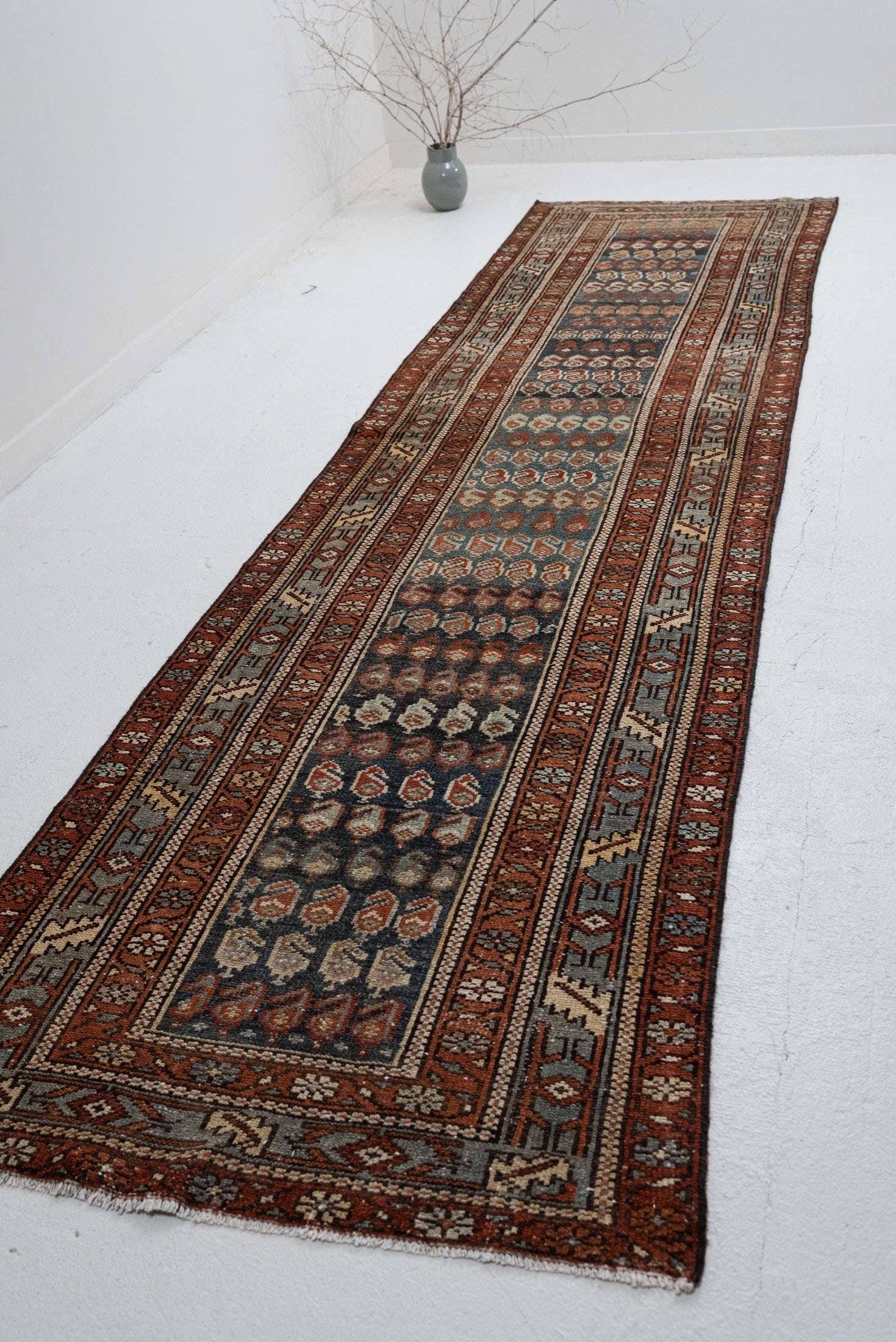 3&#39;2 x 12&#39;6 | Beautiful Muted Vintage Runner | CE-R-3345