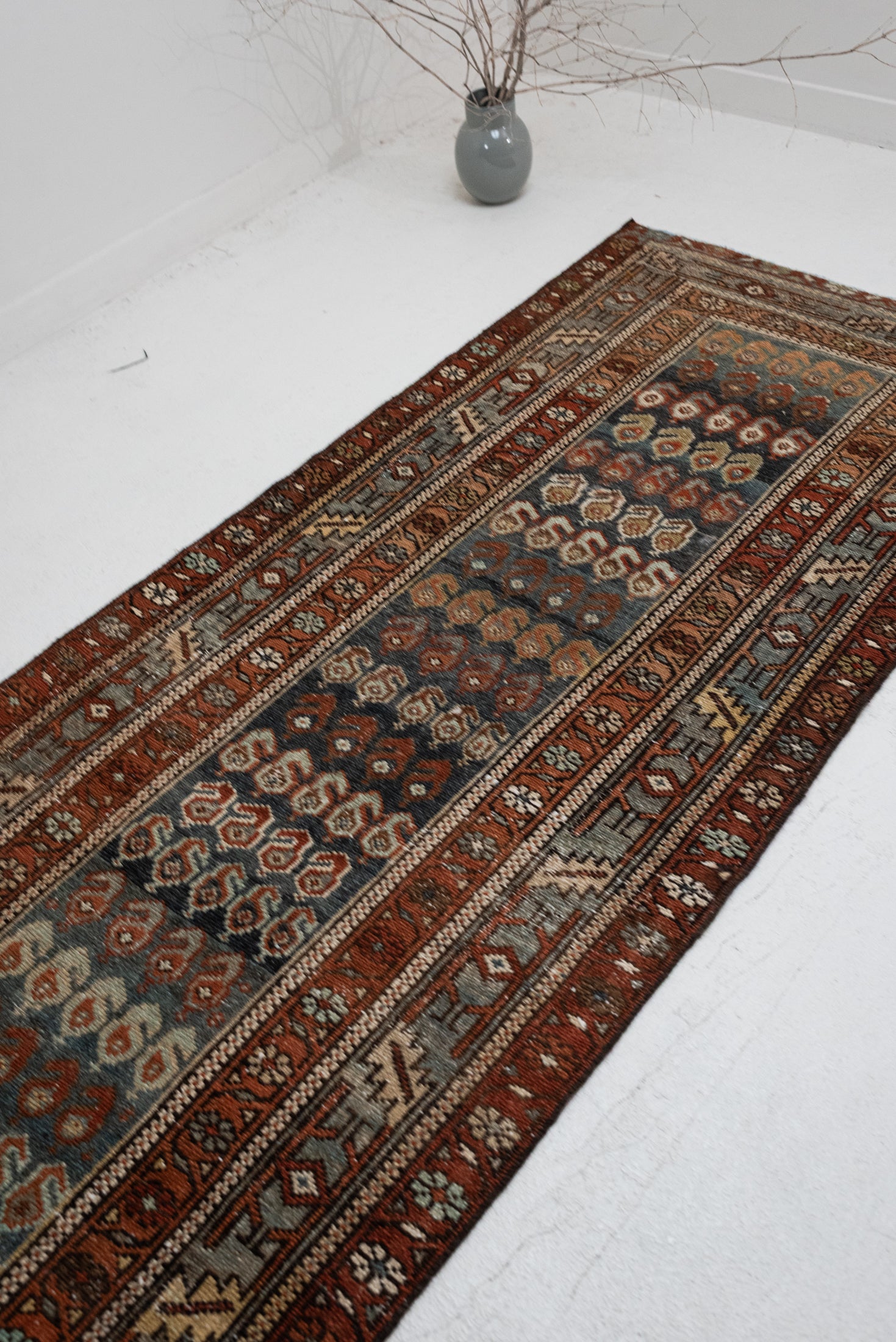 3&#39;2 x 12&#39;6 | Beautiful Muted Vintage Runner | CE-R-3345