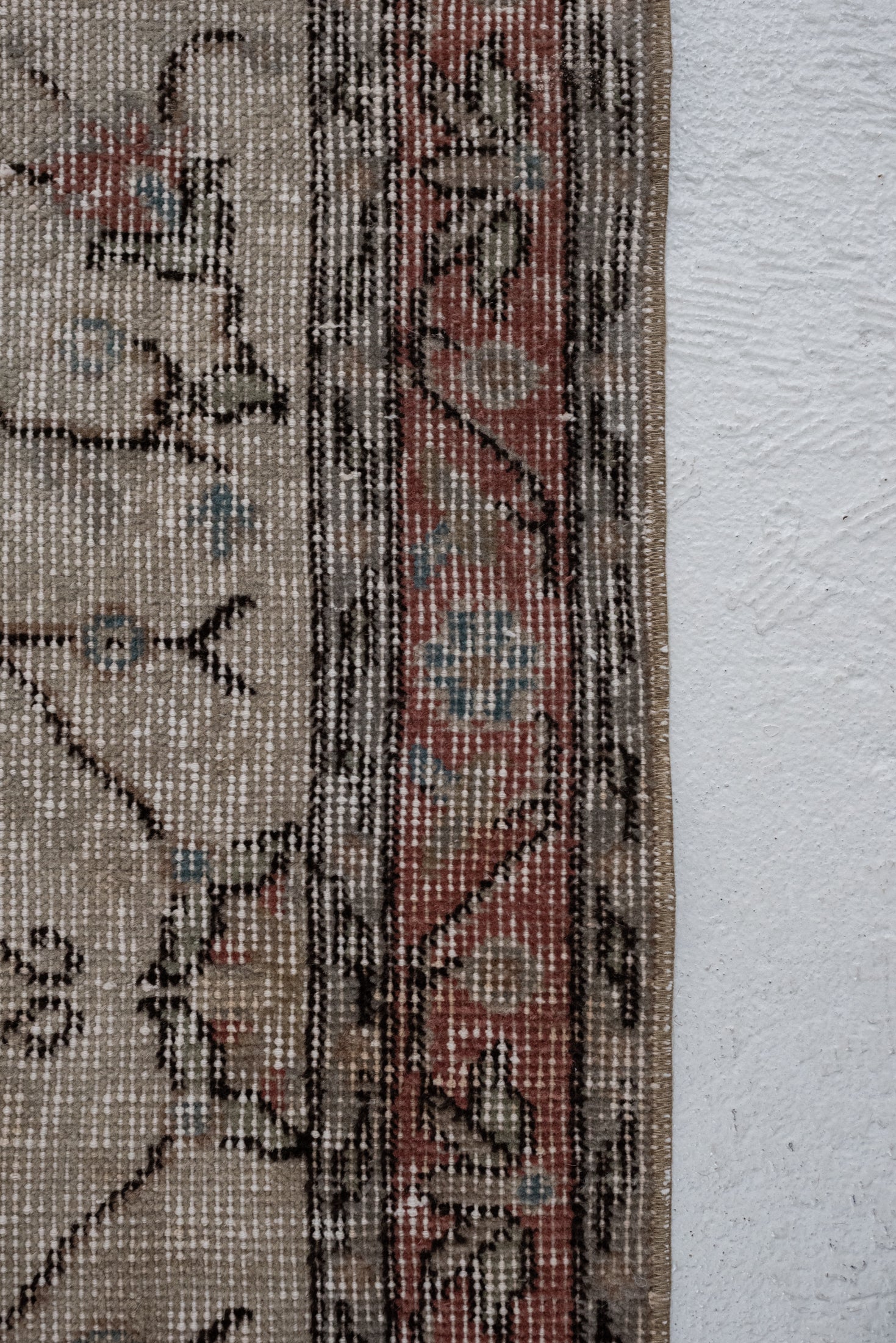 2&#39;7 x 11&#39;4 | Vintage Turkish Runner | R-3515