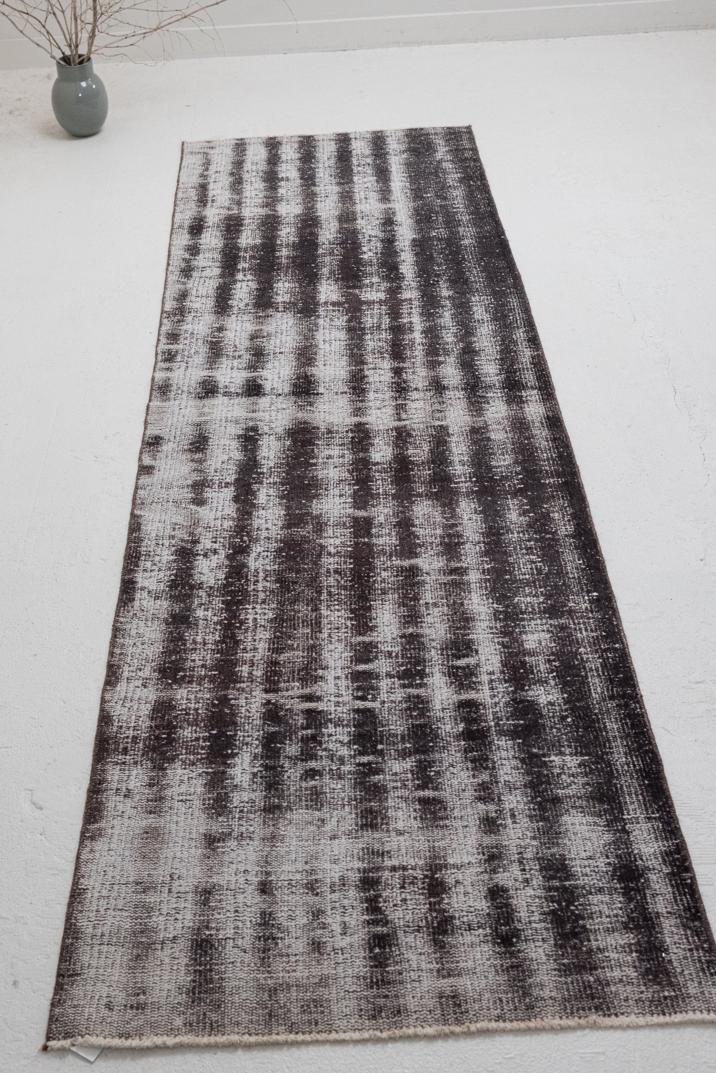 2&#39;7 x 8&#39;10 | 1940s Overdyed Runner | CE-R-3330