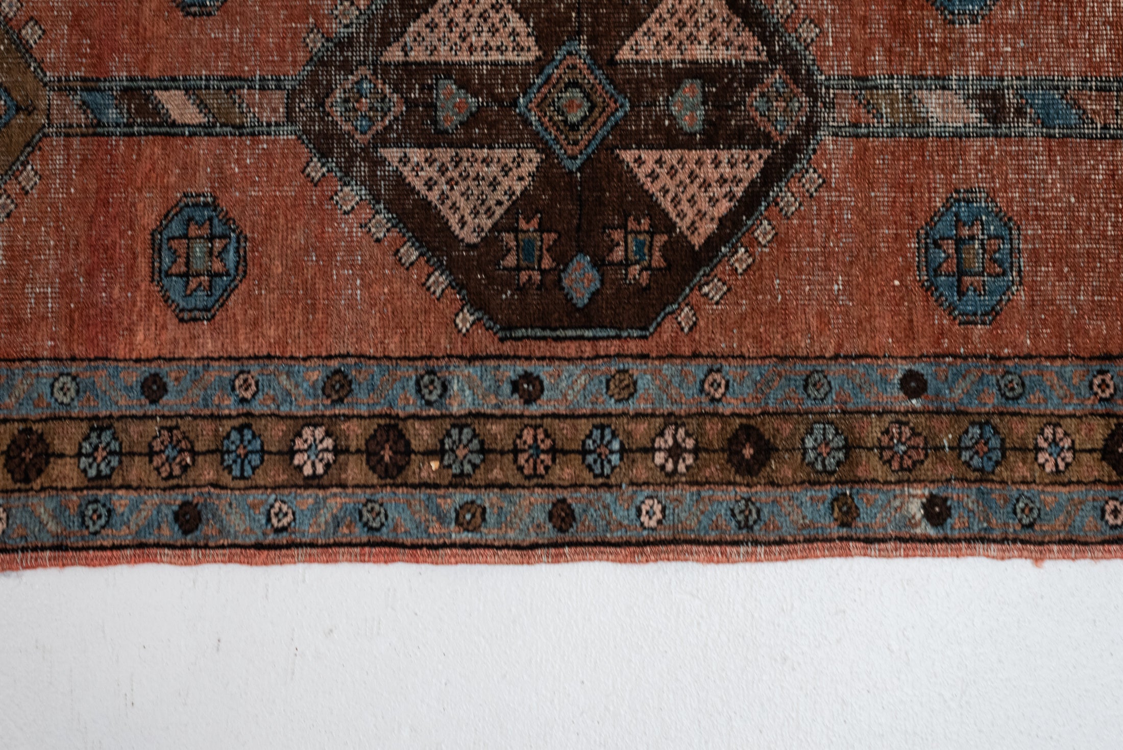 2&#39;1 x 12&#39;0 | Skinny Heriz Vintage Runner | CE-R-3348