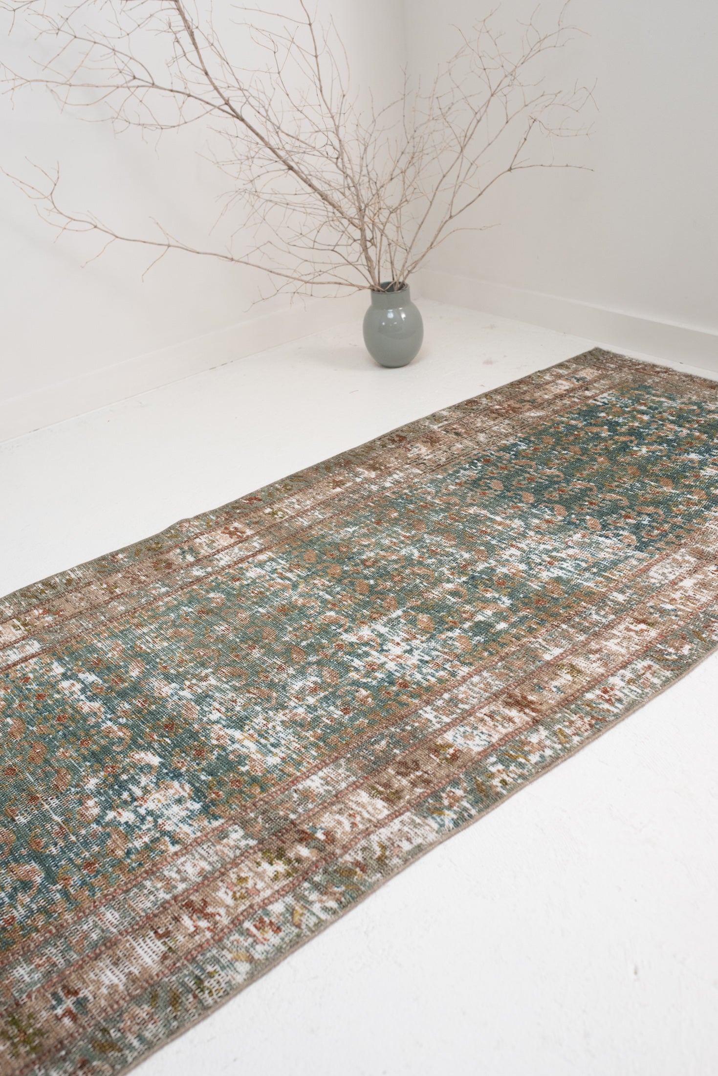 3&#39;3 x 15&#39;10 | Classic Distressed  Malayer Runner | R-2783