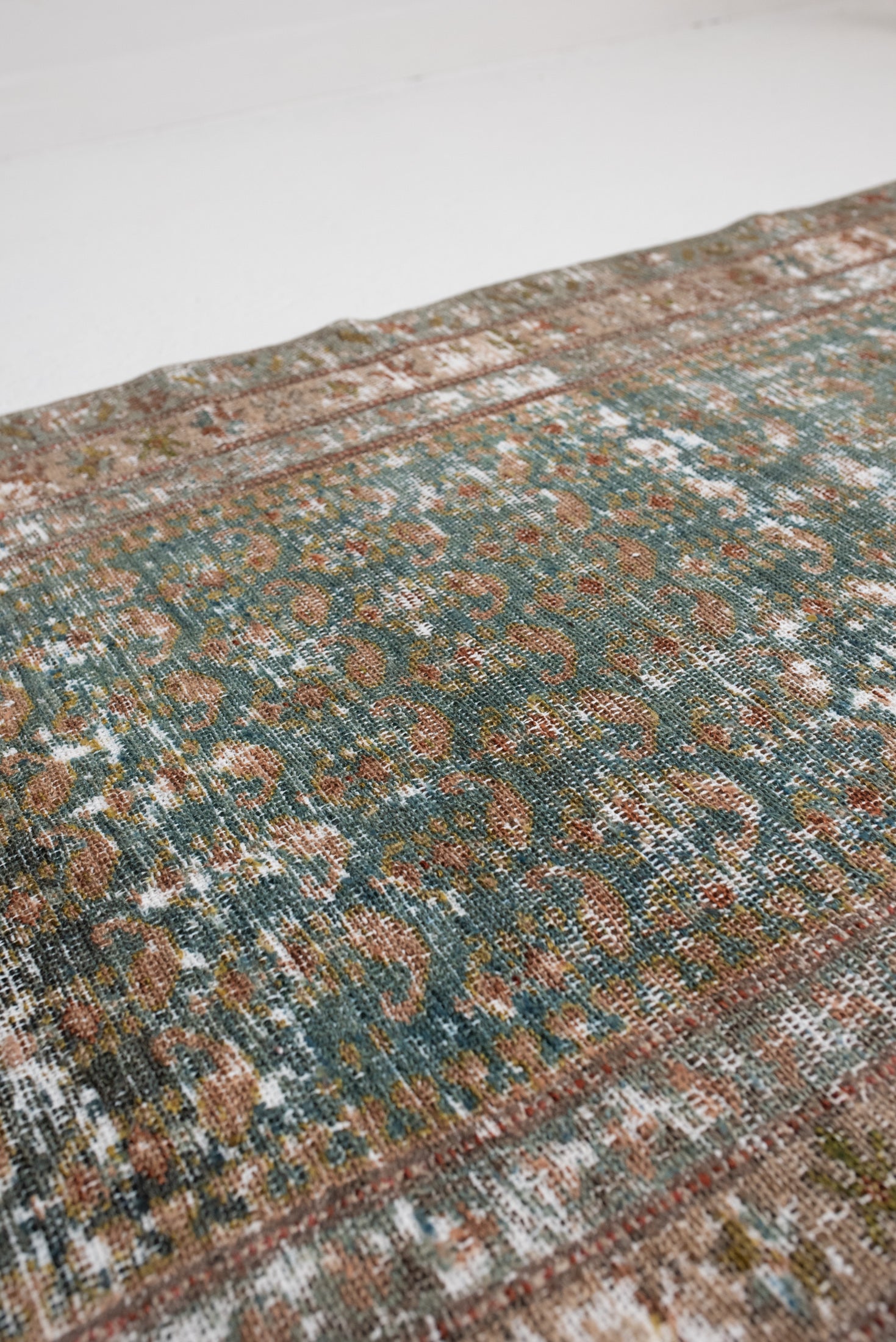 3&#39;3 x 15&#39;10 | Classic Distressed  Malayer Runner | R-2783