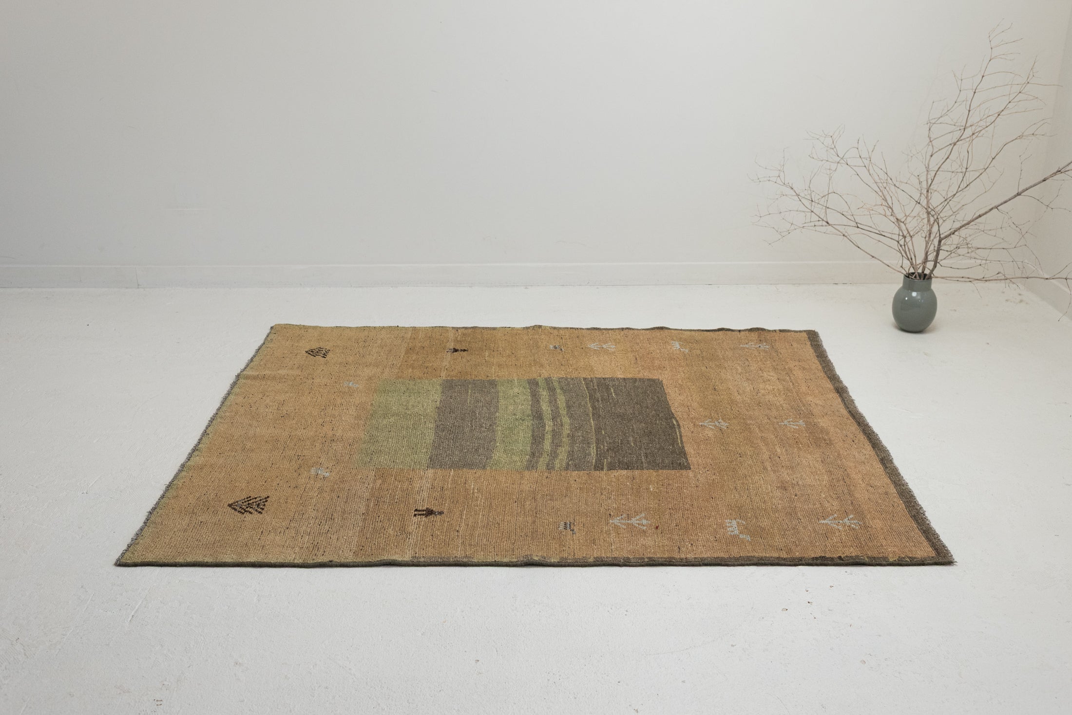 5&#39;3 x 6&#39;6 | Vintage Gold Gabbeh | G-3760