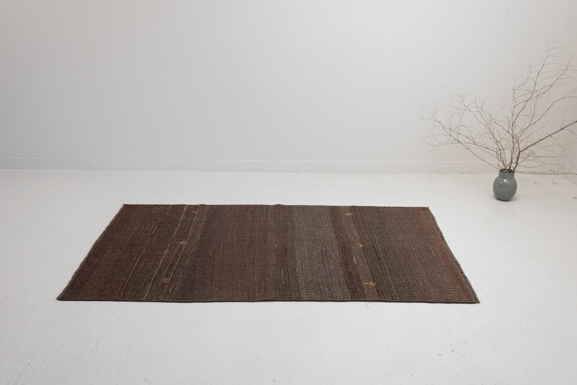 3&#39;11 x 6&#39;7 | Dark Brown Gabbeh Rug | G-3773