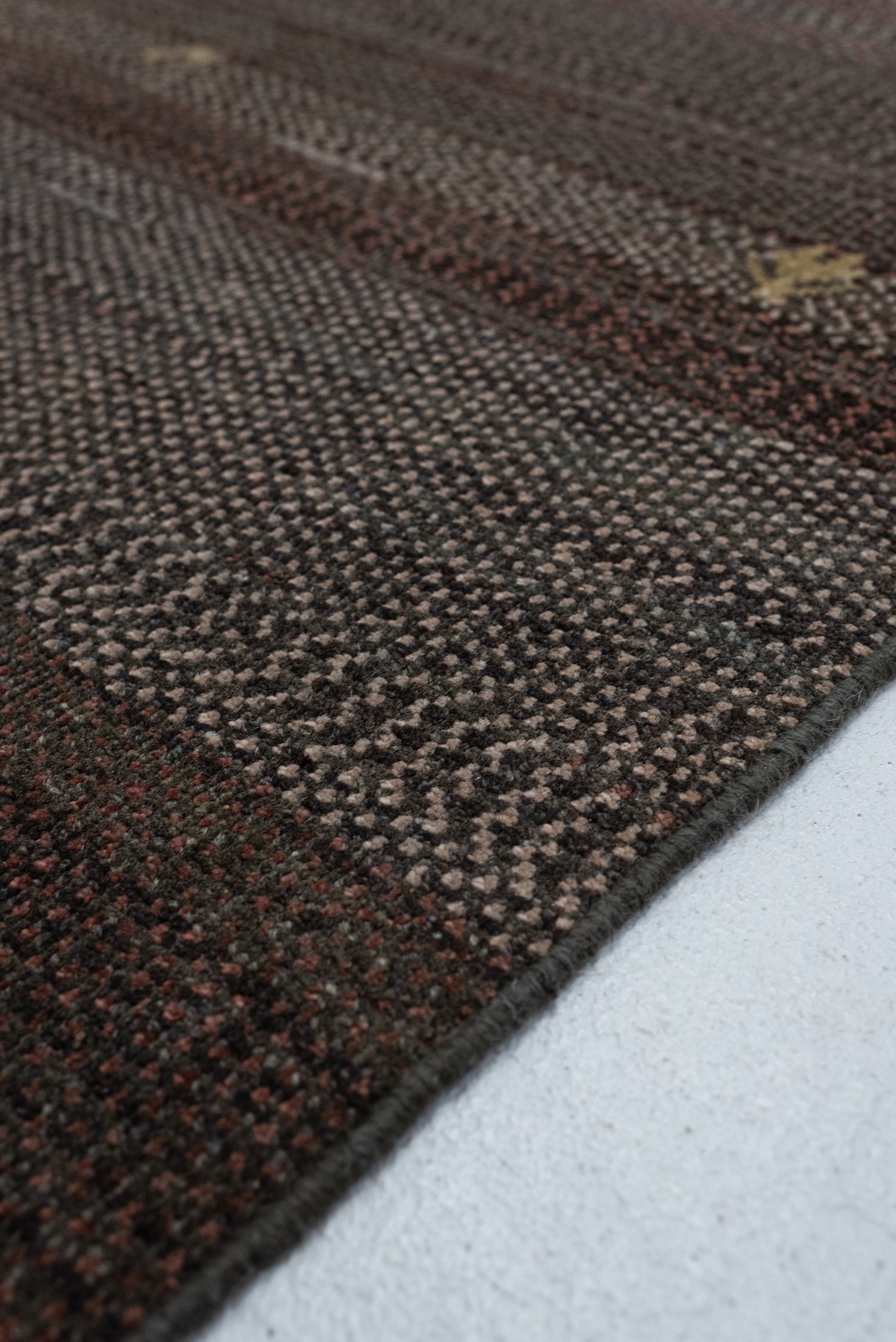 3&#39;11 x 6&#39;7 | Dark Brown Gabbeh Rug | G-3773